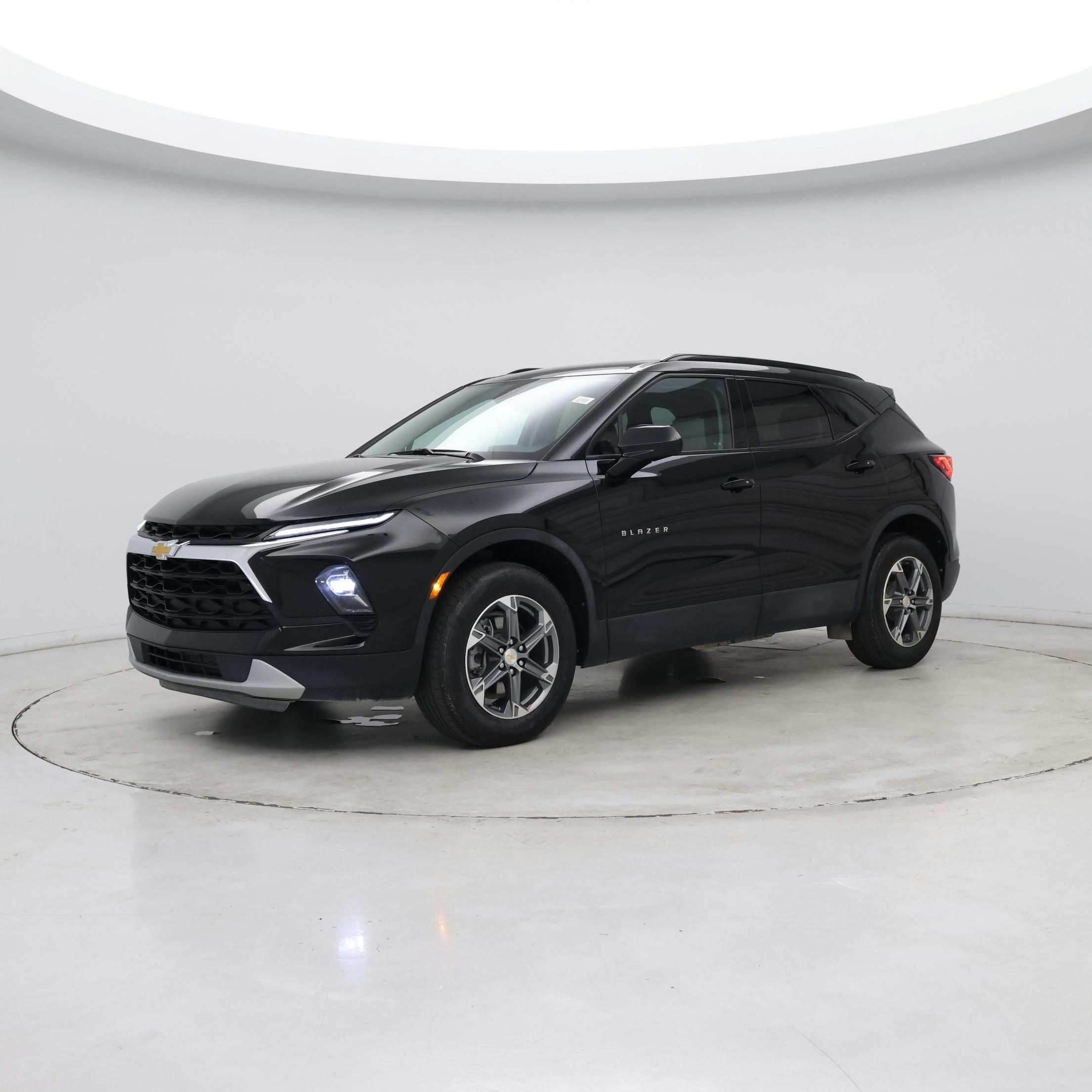 Thumbnail: 2023 Chevrolet Blazer - 5