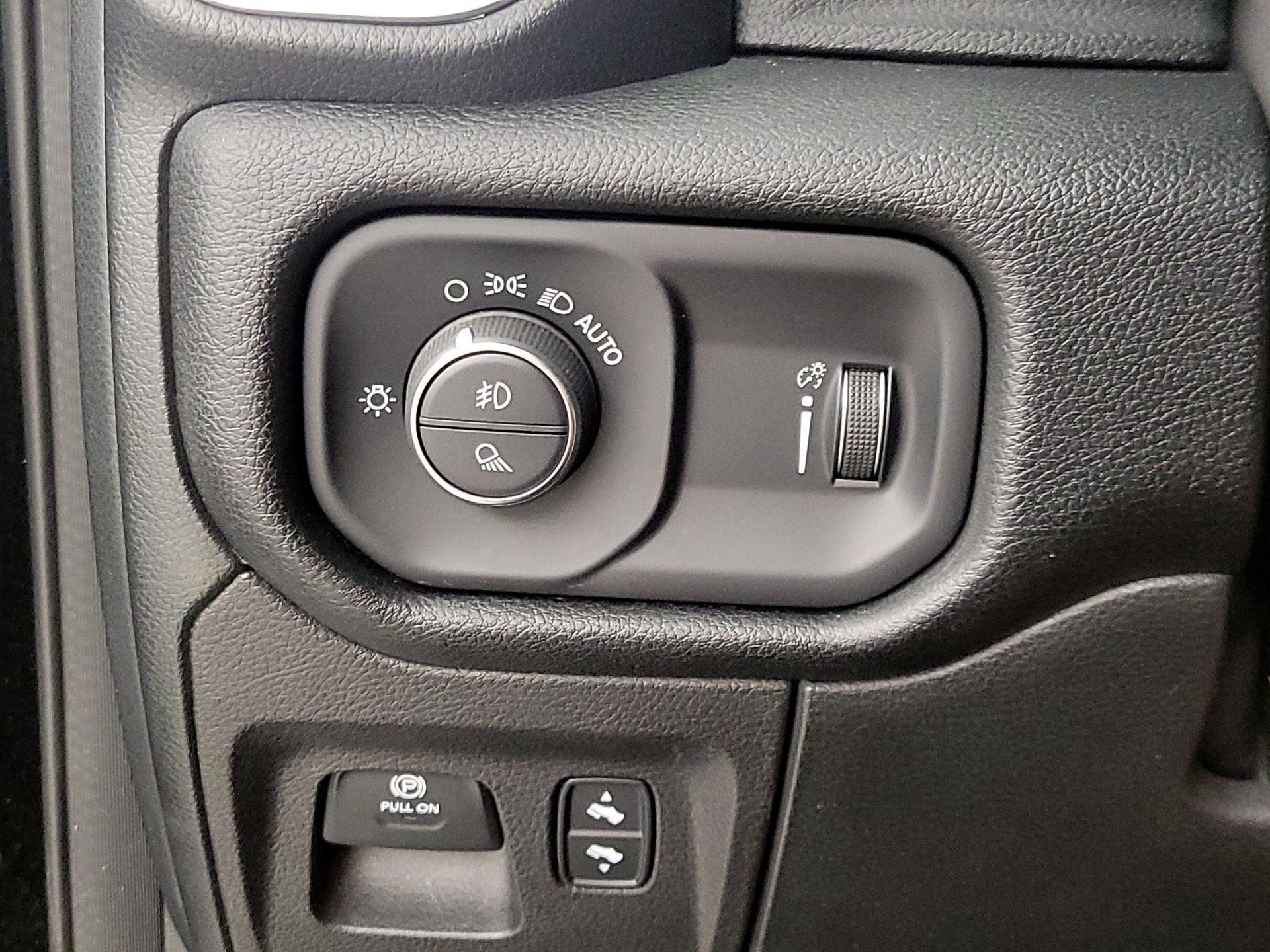 Thumbnail: 2022 RAM 1500 - 13