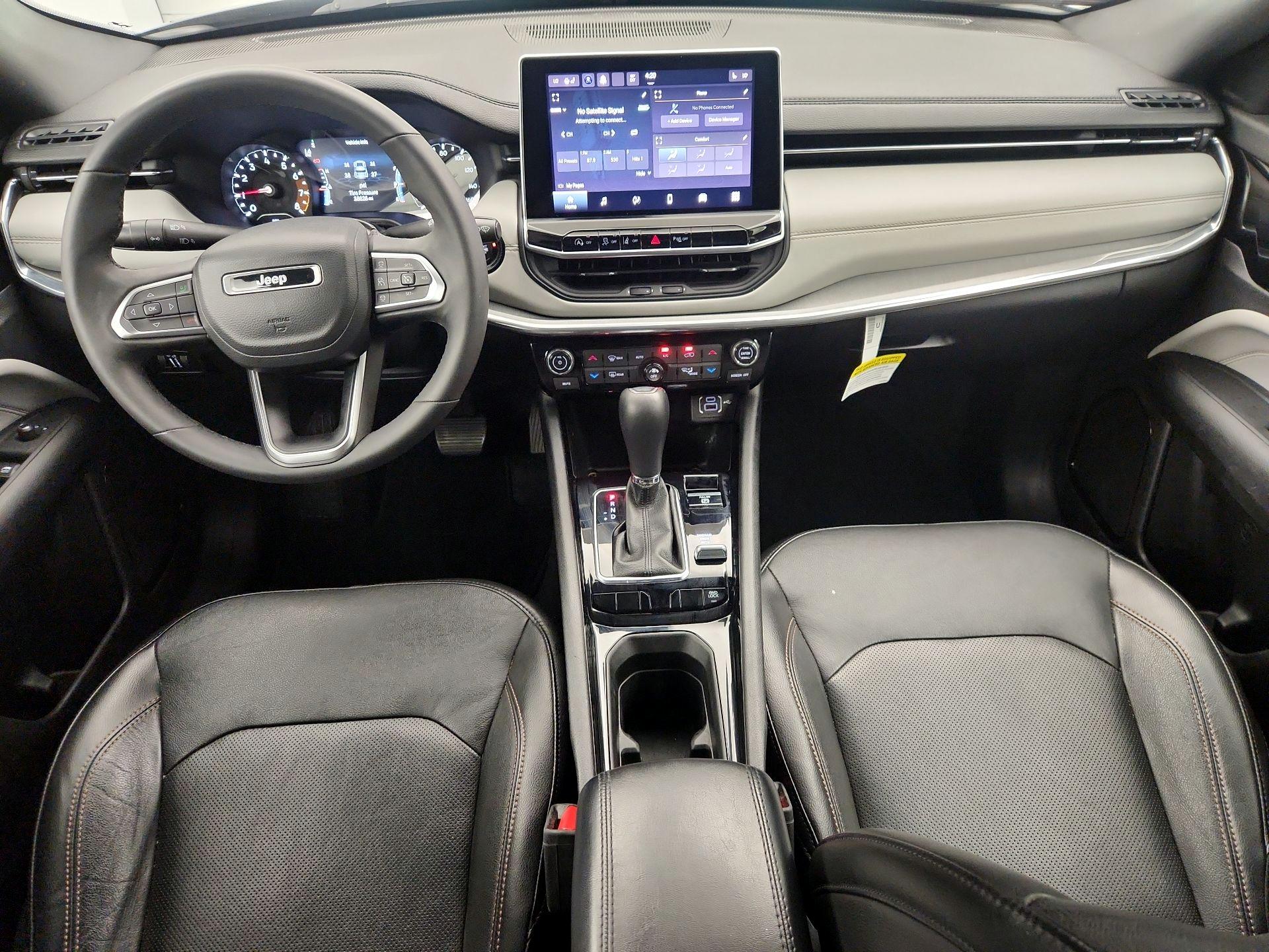 Thumbnail: 2023 Jeep Compass - 9