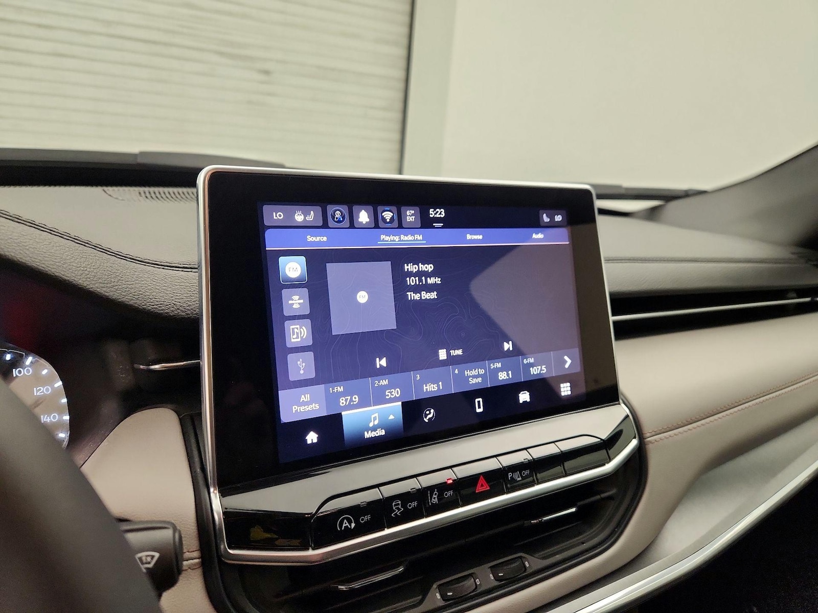 2024 Jeep Compass Limited - Photo 16