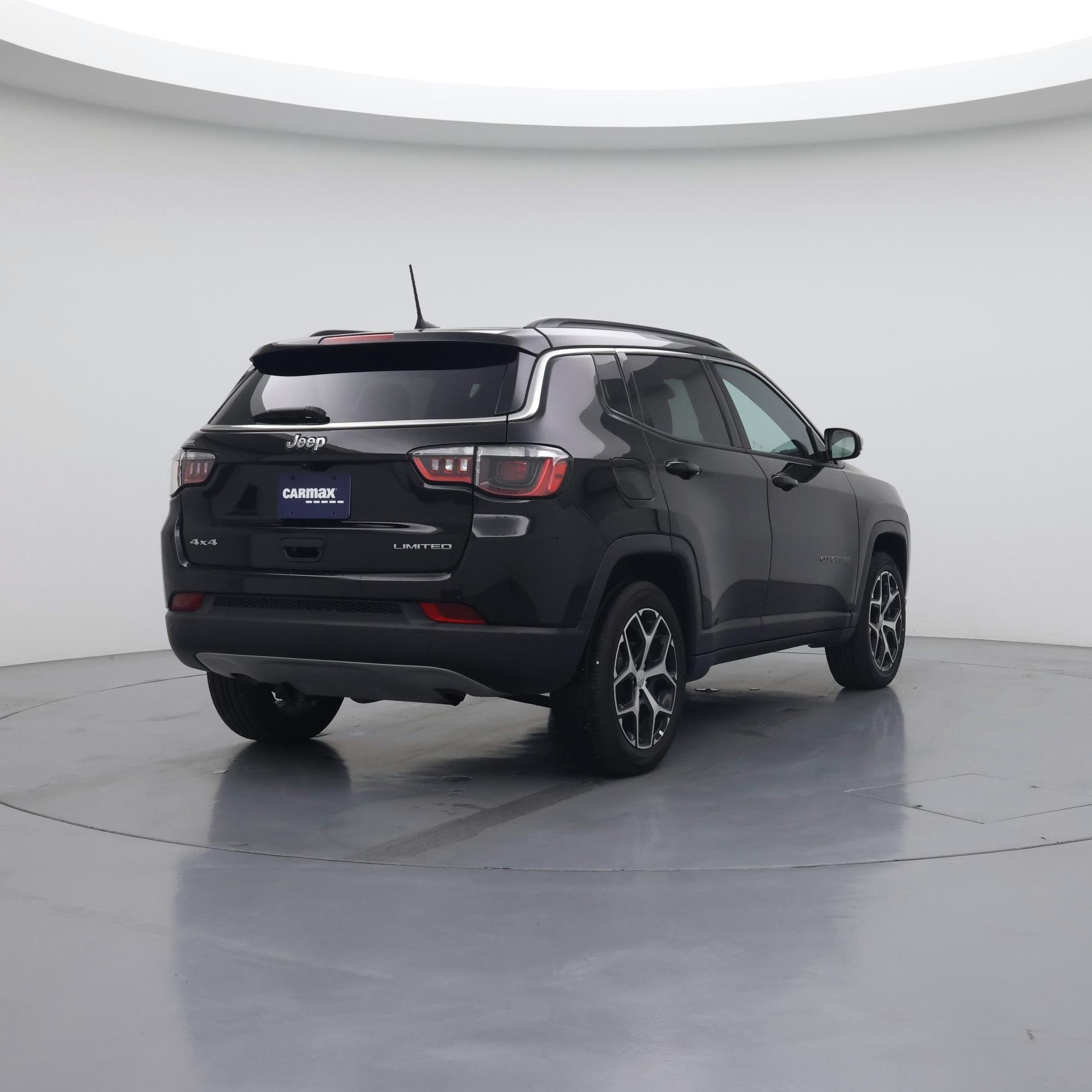 Thumbnail: 2024 Jeep Compass - 8