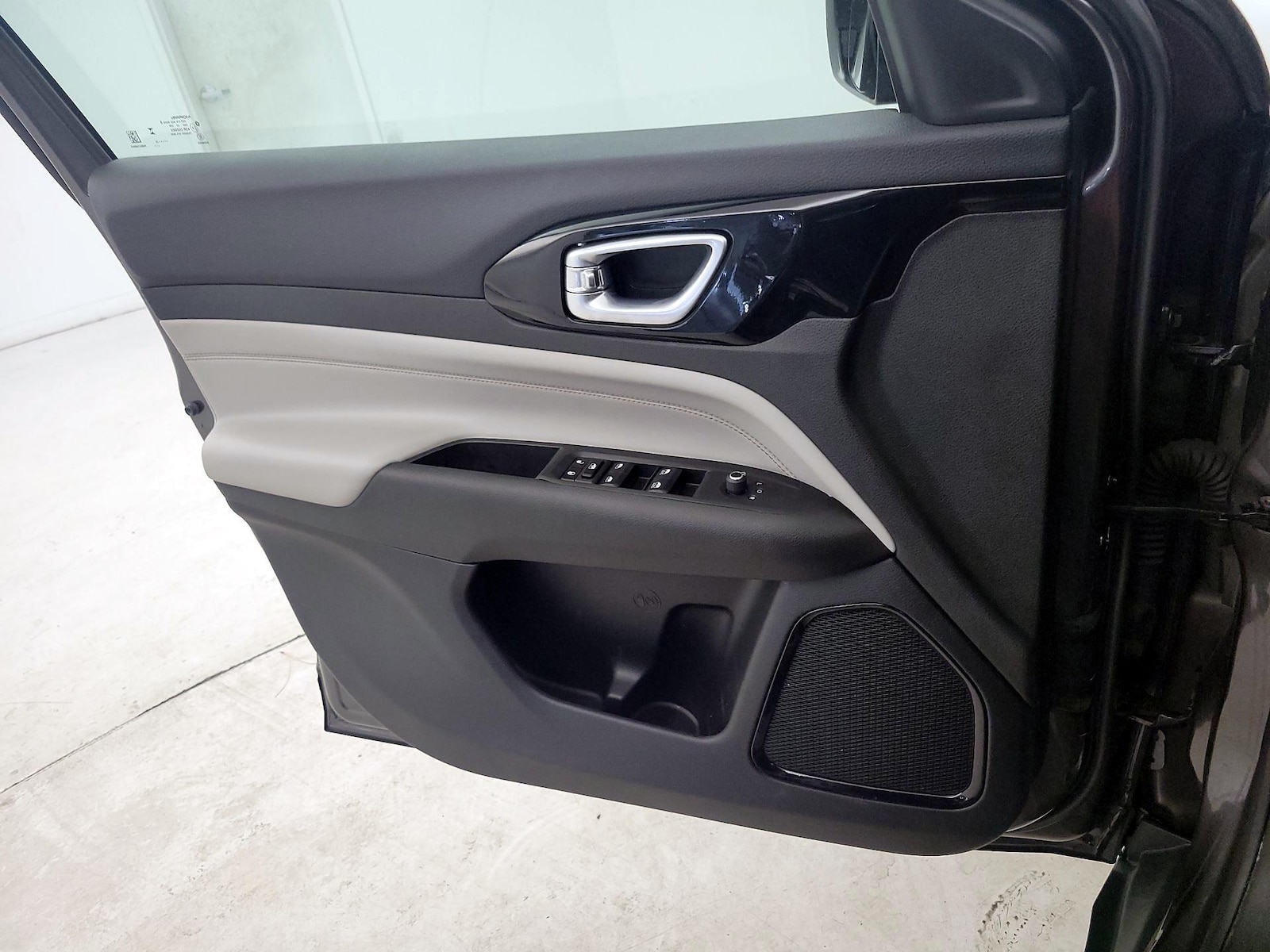 2023 Jeep Compass Limited - Photo 13