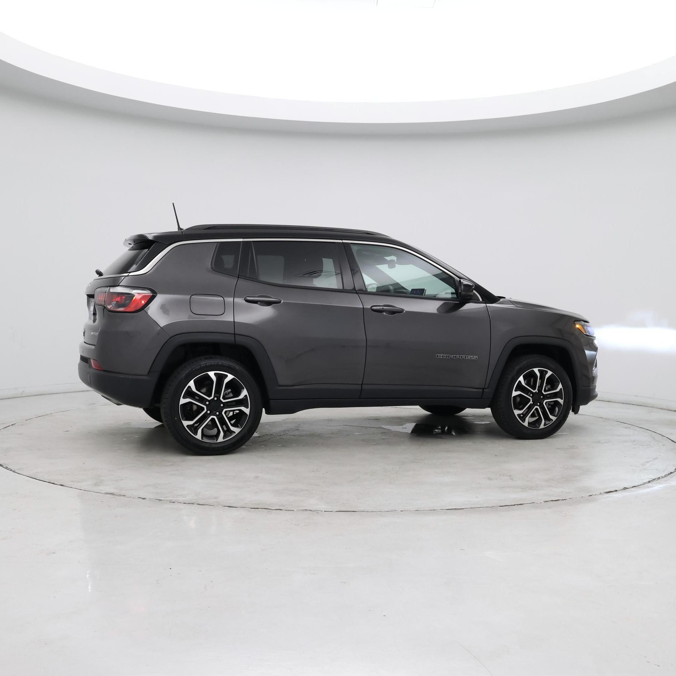 Thumbnail: 2023 Jeep Compass - 8