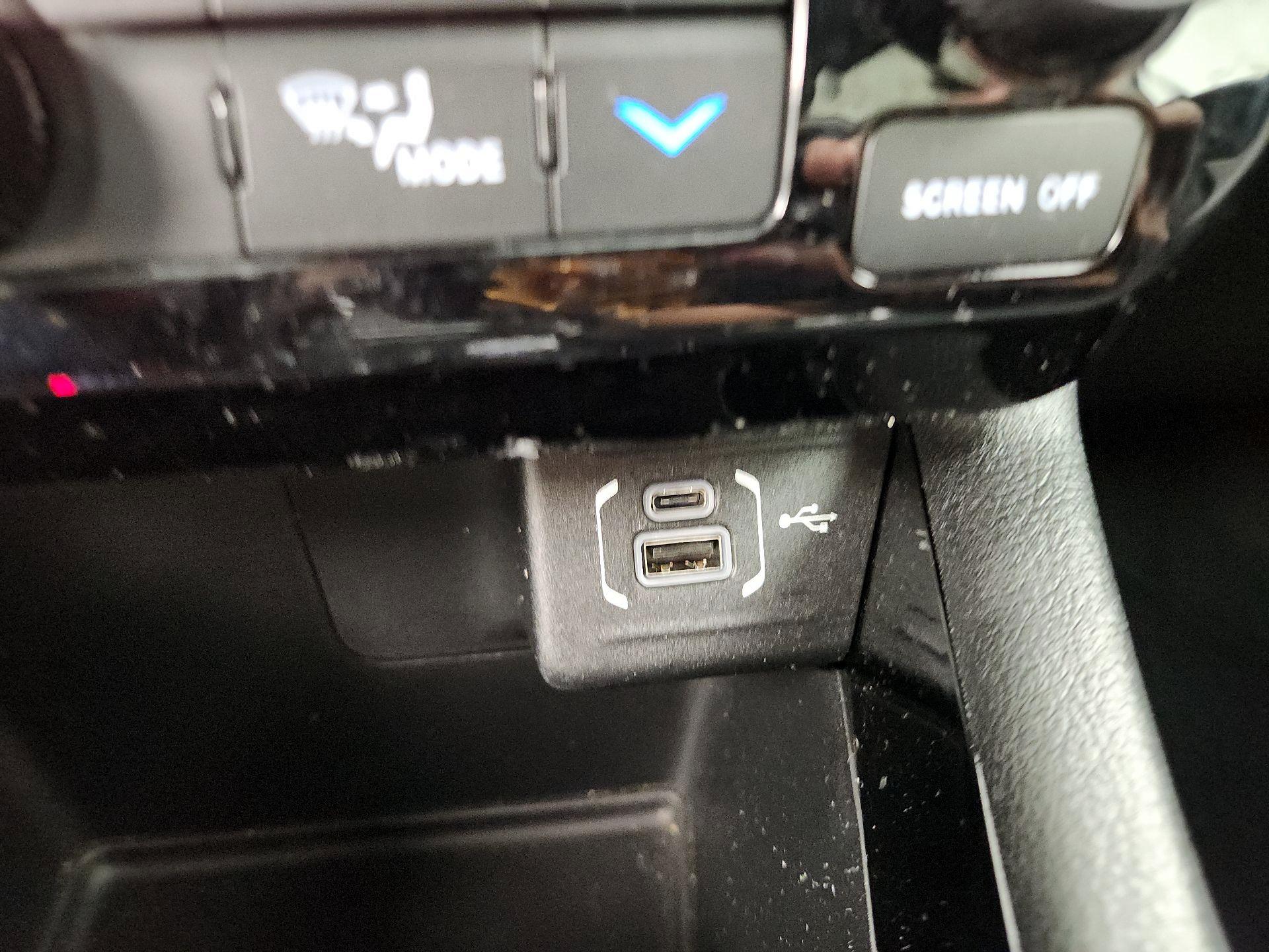 Thumbnail: 2022 Jeep Compass - 19