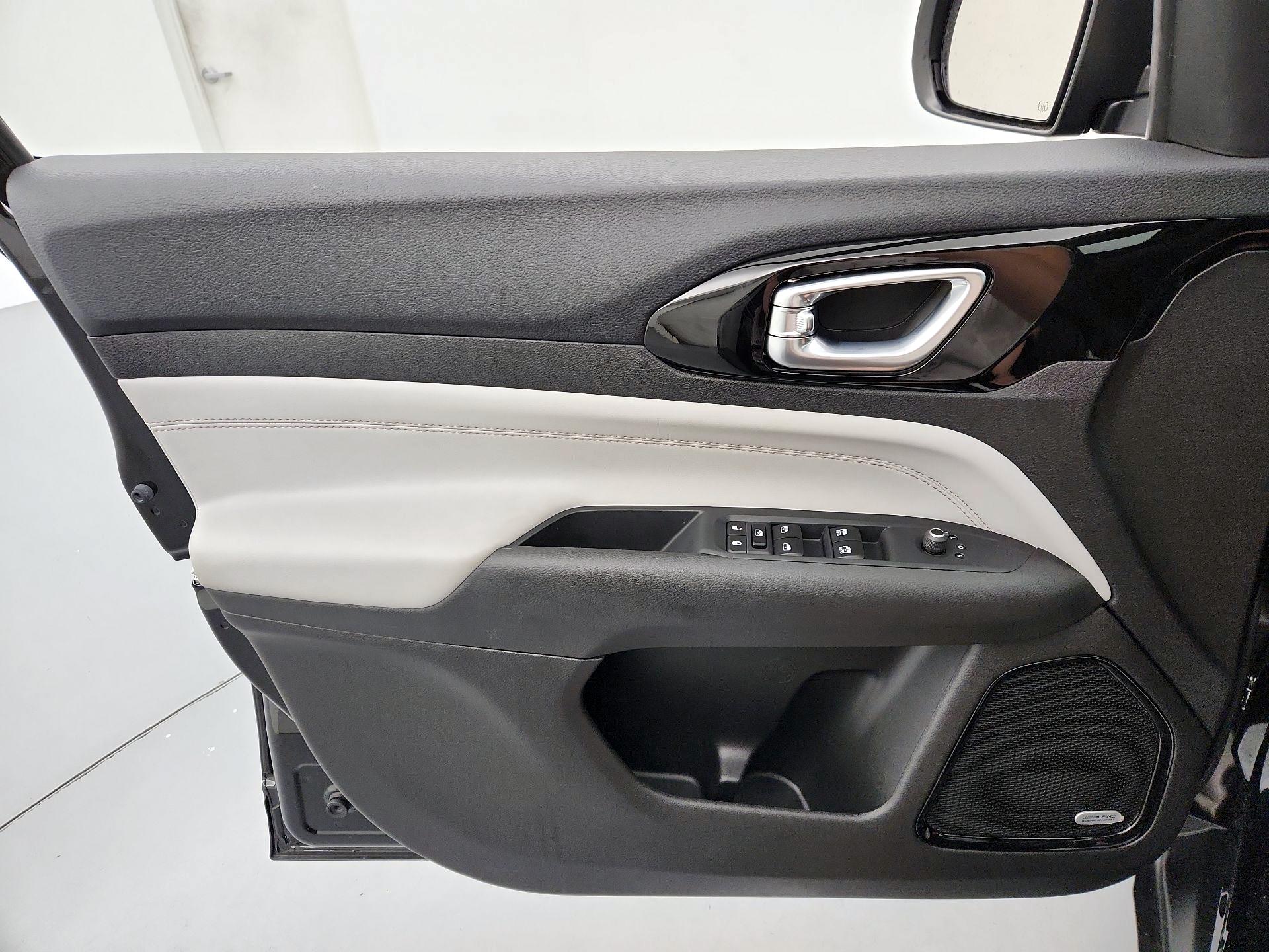 Thumbnail: 2025 Jeep Compass - 12