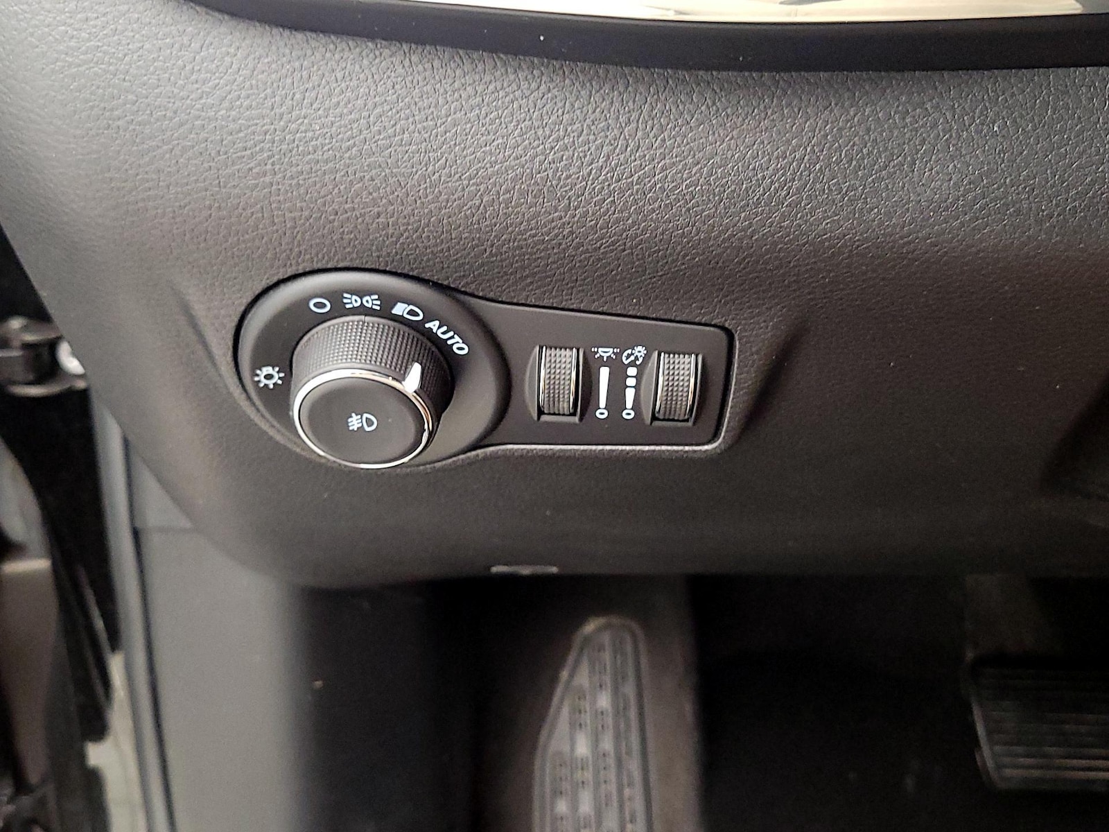 2022 Jeep Compass Limited - Photo 14