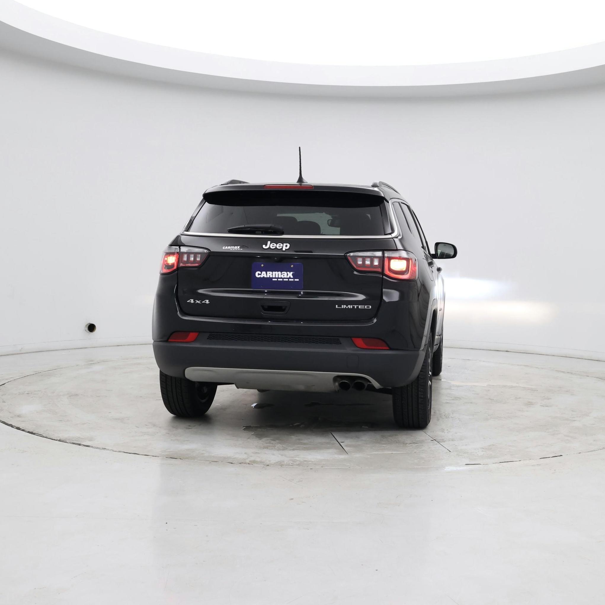 Thumbnail: 2022 Jeep Compass - 8