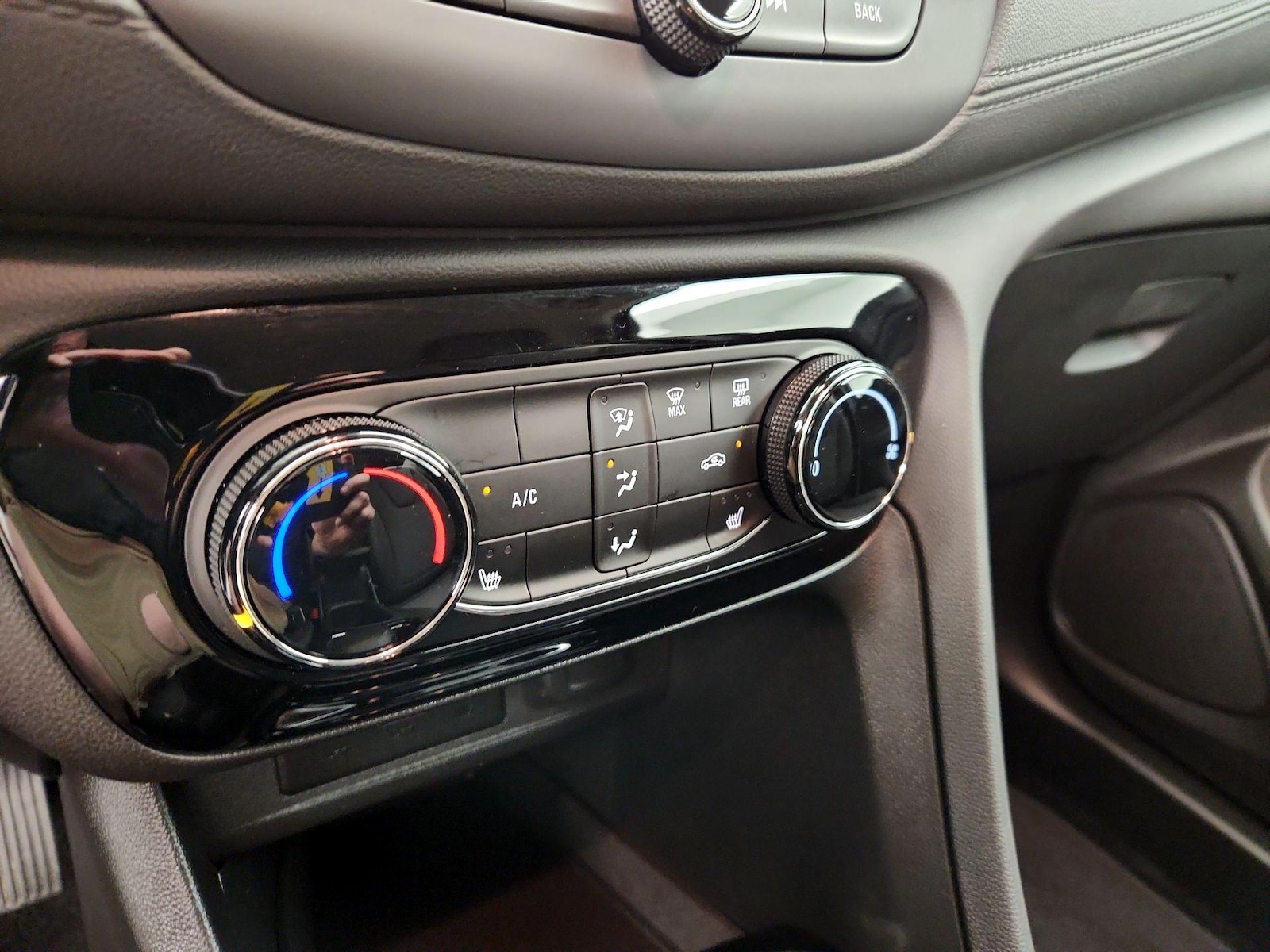 2023 Buick Encore GX Preferred - Photo 17