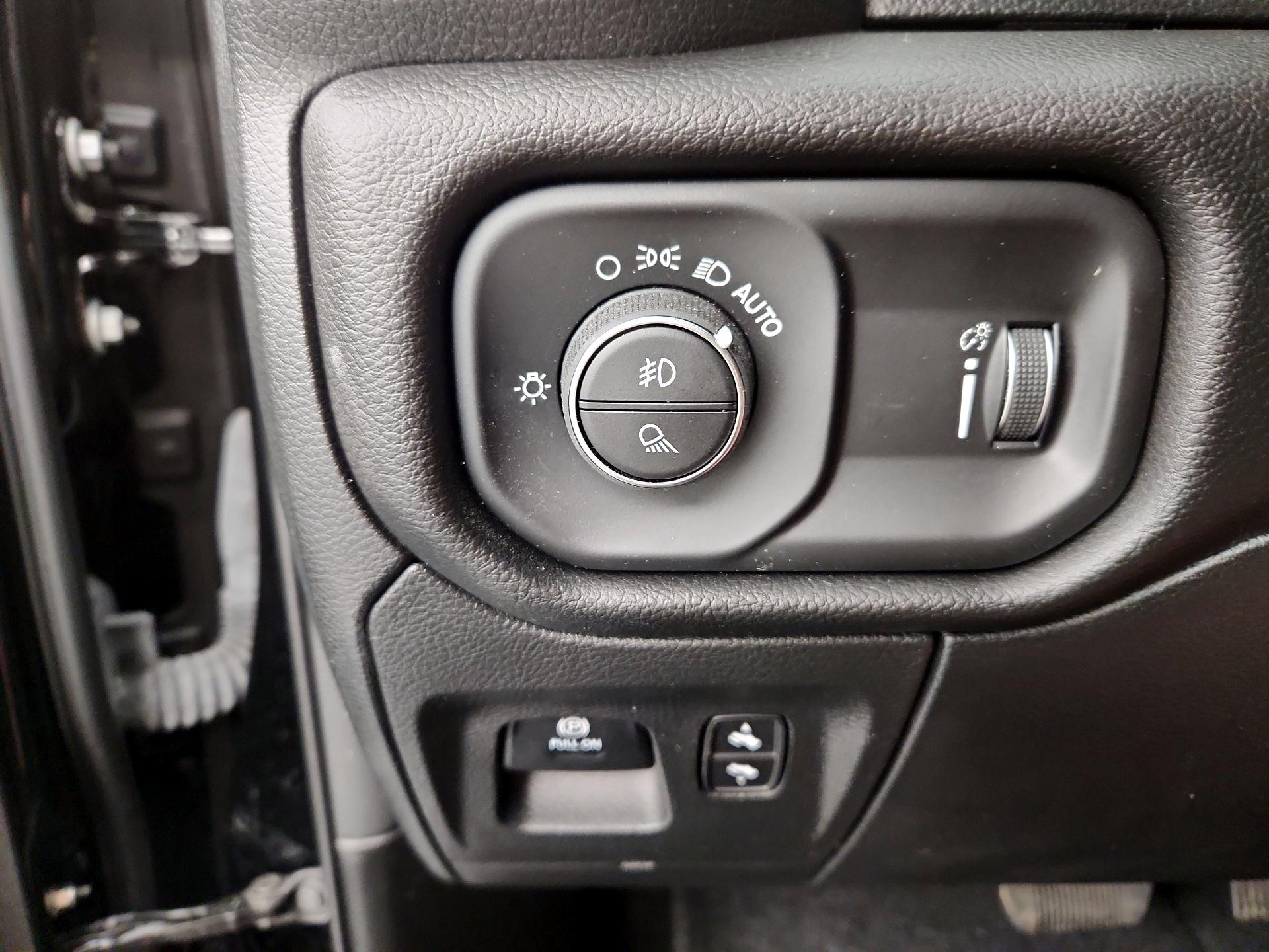 Thumbnail: 2023 RAM 1500 - 13