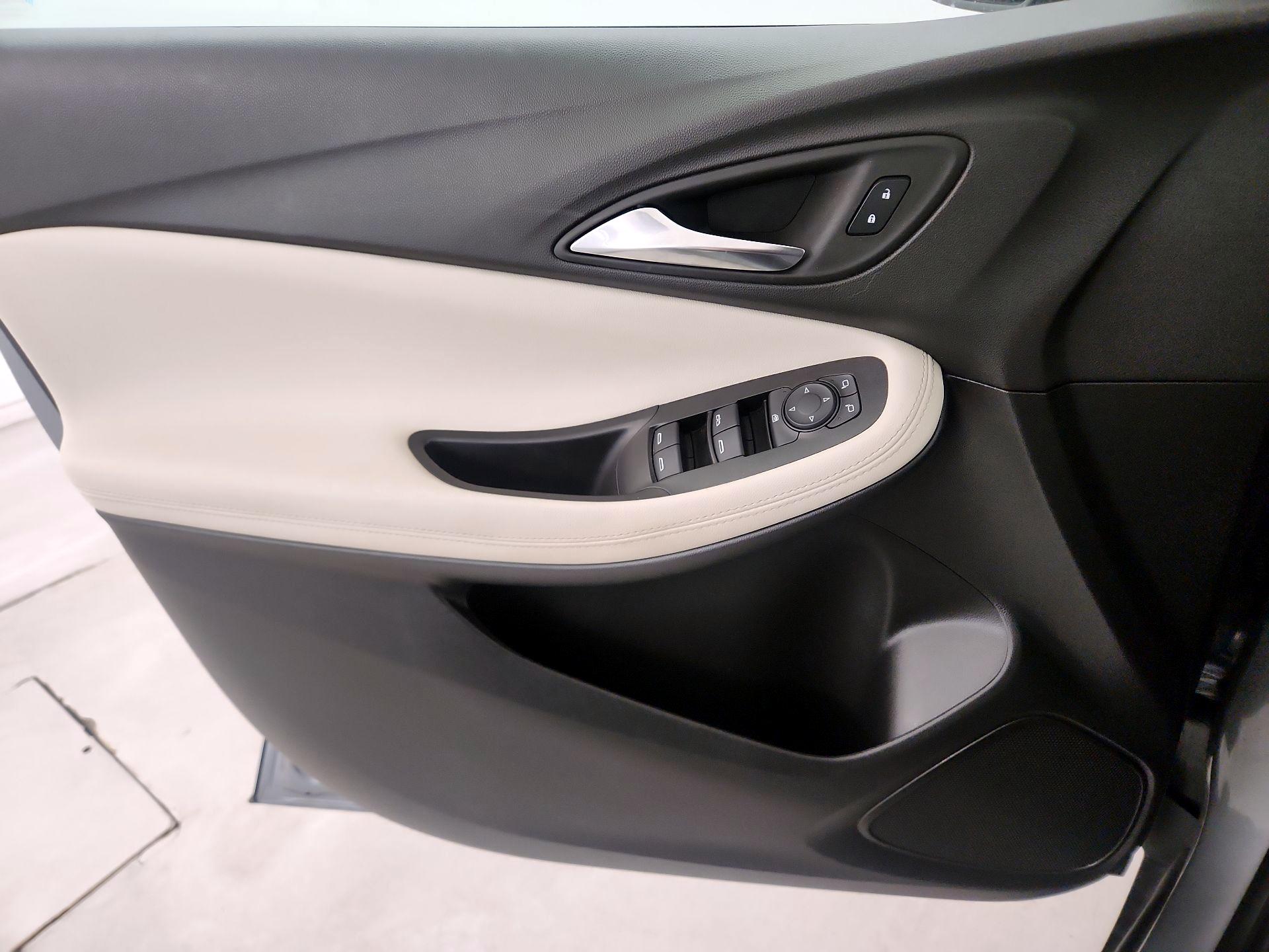 Thumbnail: 2023 Buick Encore GX - 12