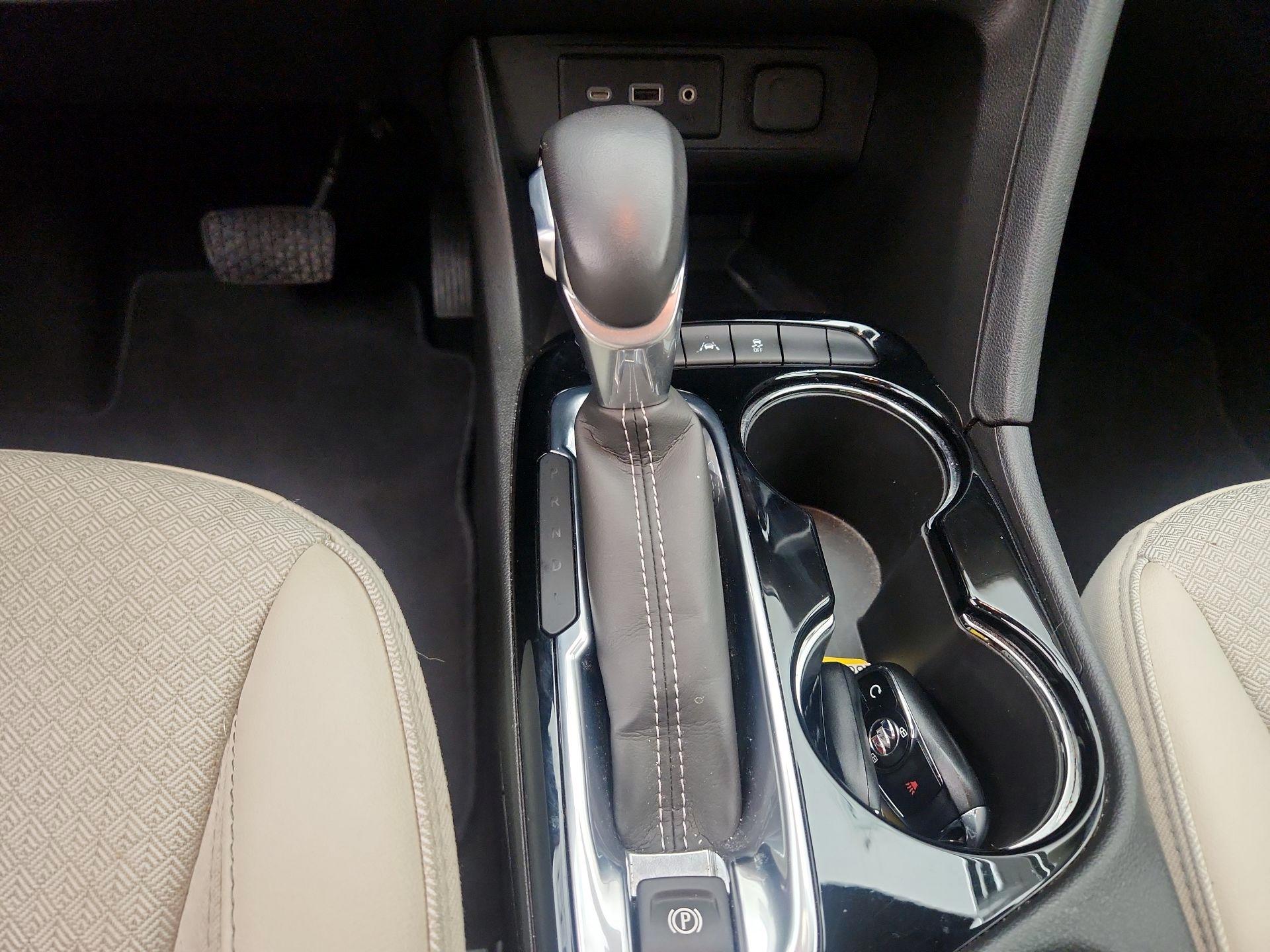 Thumbnail: 2023 Buick Encore GX - 17