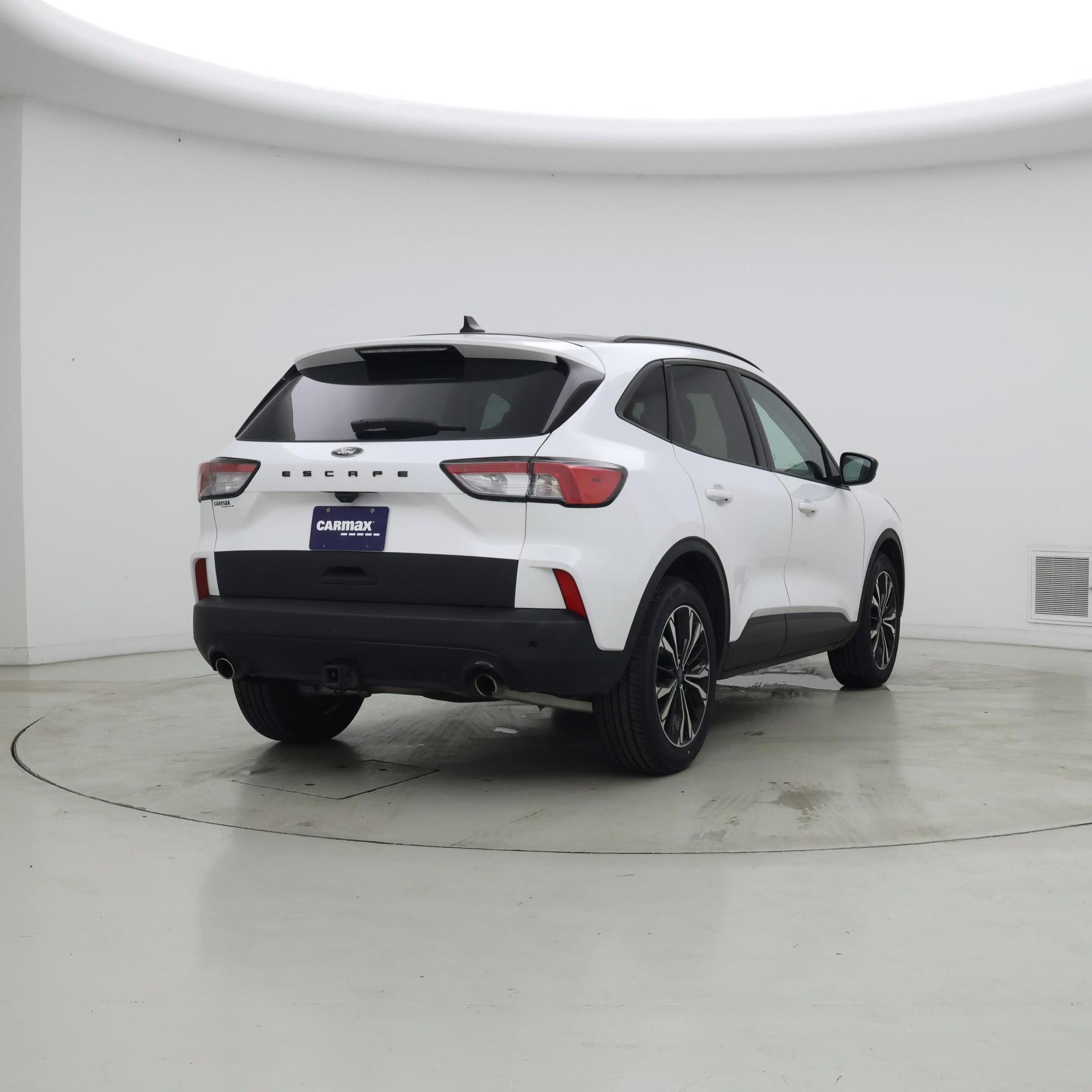 Thumbnail: 2022 Ford Escape - 8