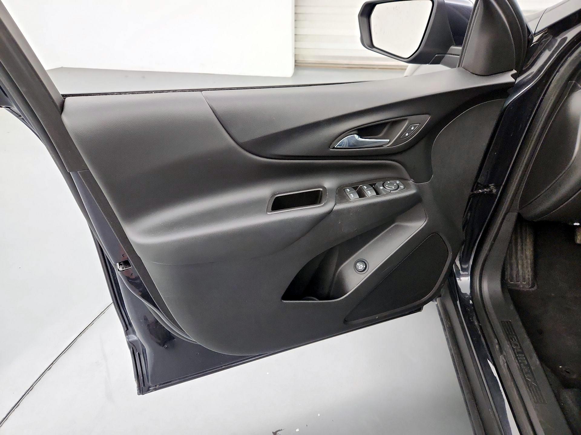 Thumbnail: 2023 Chevrolet Equinox - 12