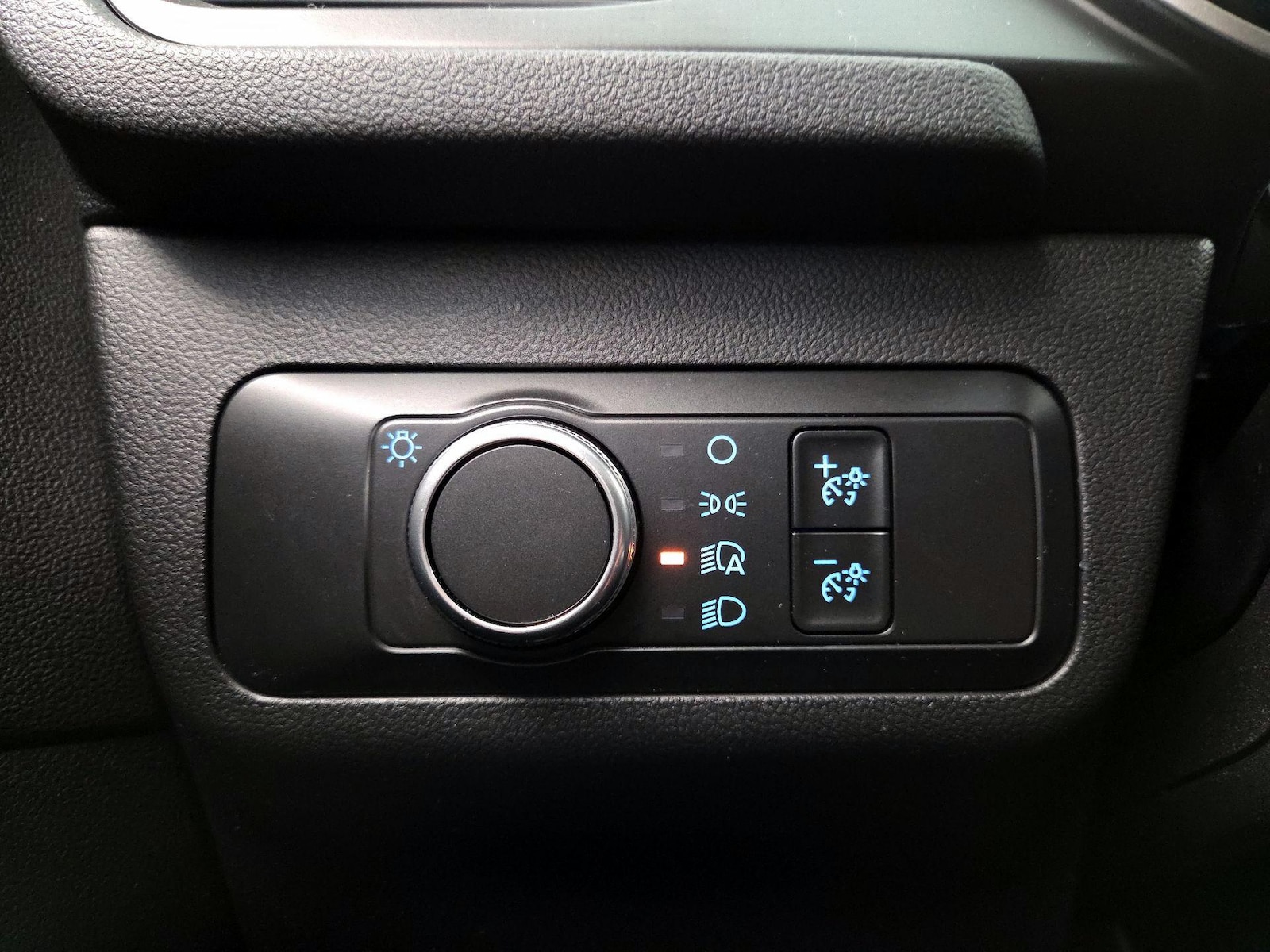 2020 Ford Escape SE - Photo 14