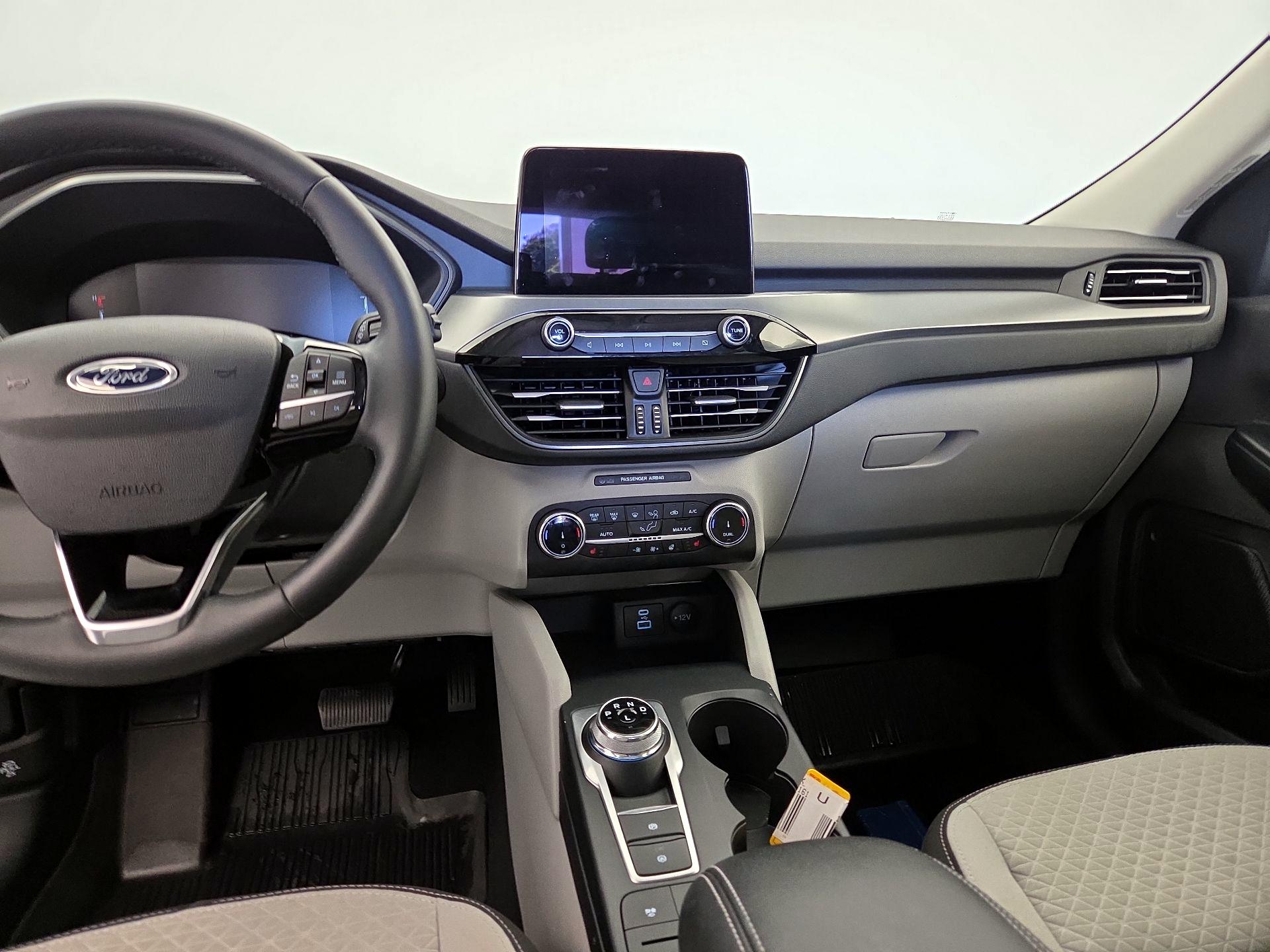 Thumbnail: 2023 Ford Escape - 9