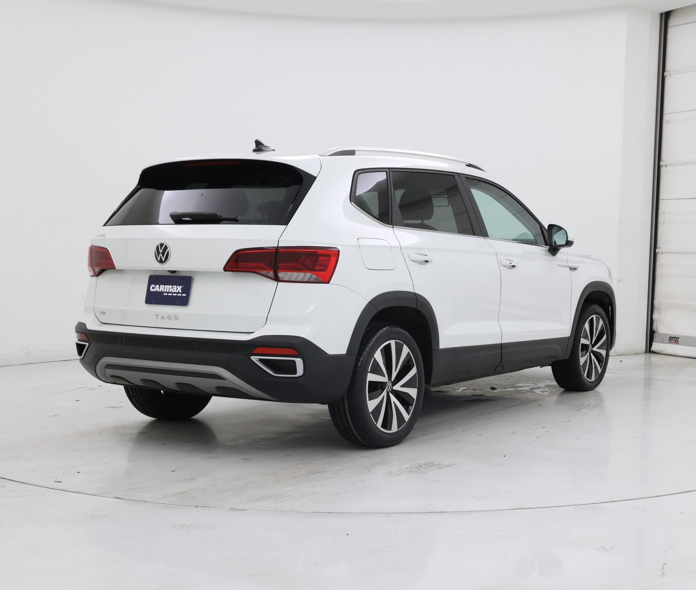 Thumbnail: 2022 Volkswagen Taos - 8