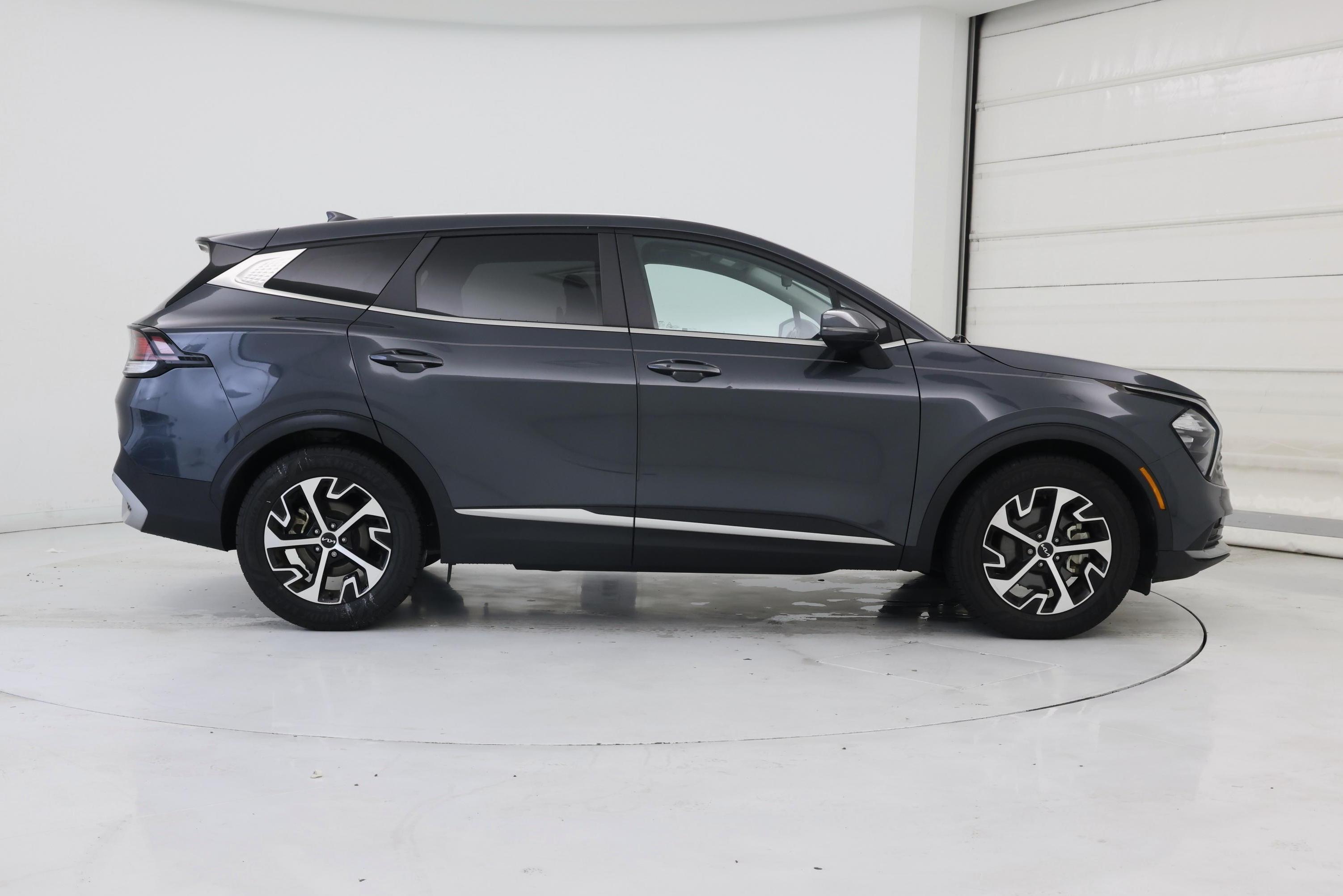 Thumbnail: 2023 Kia Sportage - 7