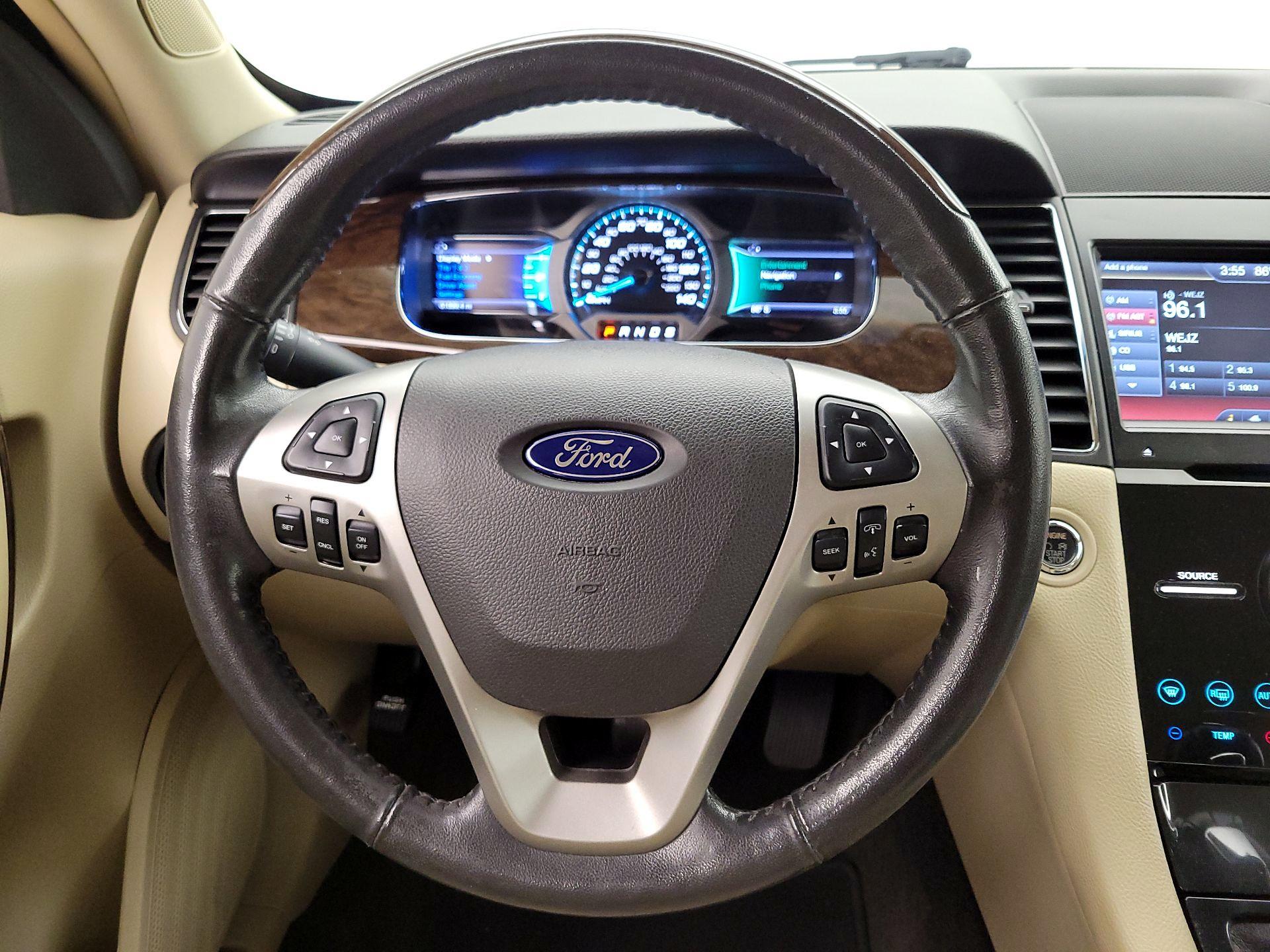 Thumbnail: 2014 Ford Taurus - 10