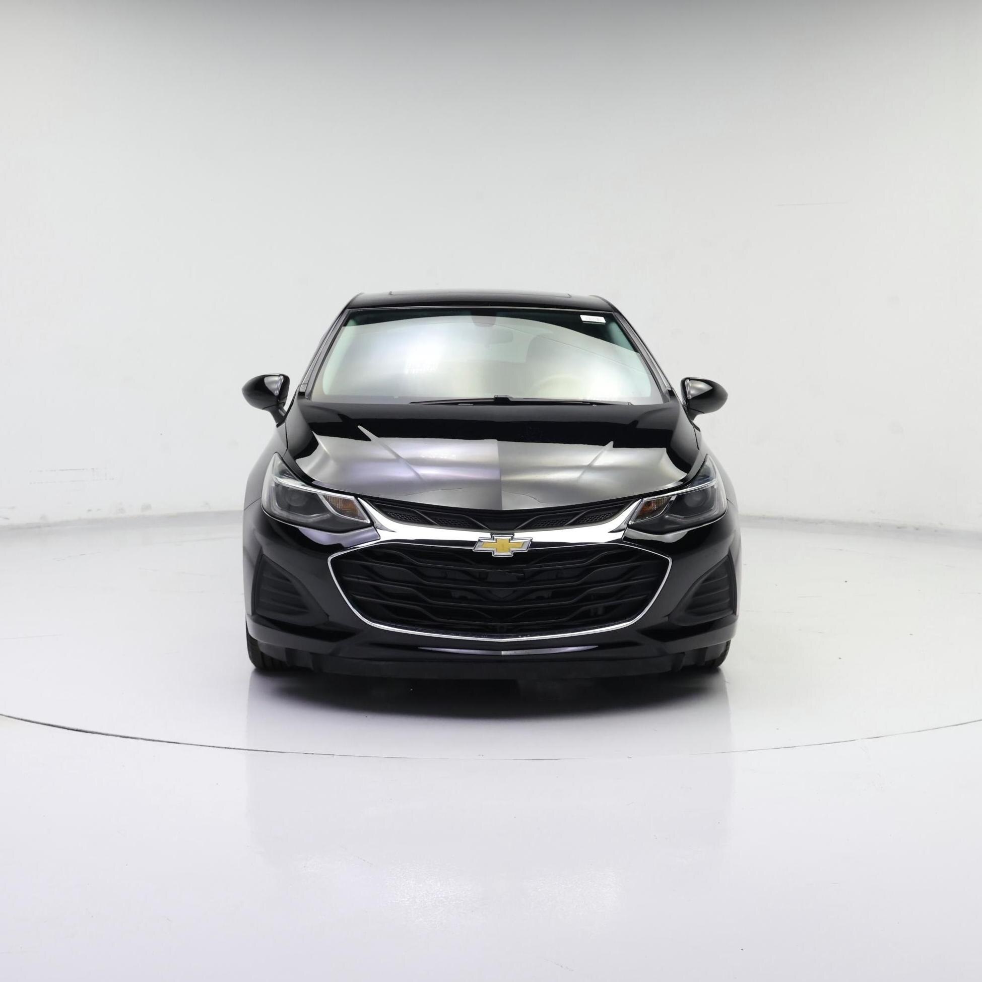 Thumbnail: 2019 Chevrolet Cruze - 5