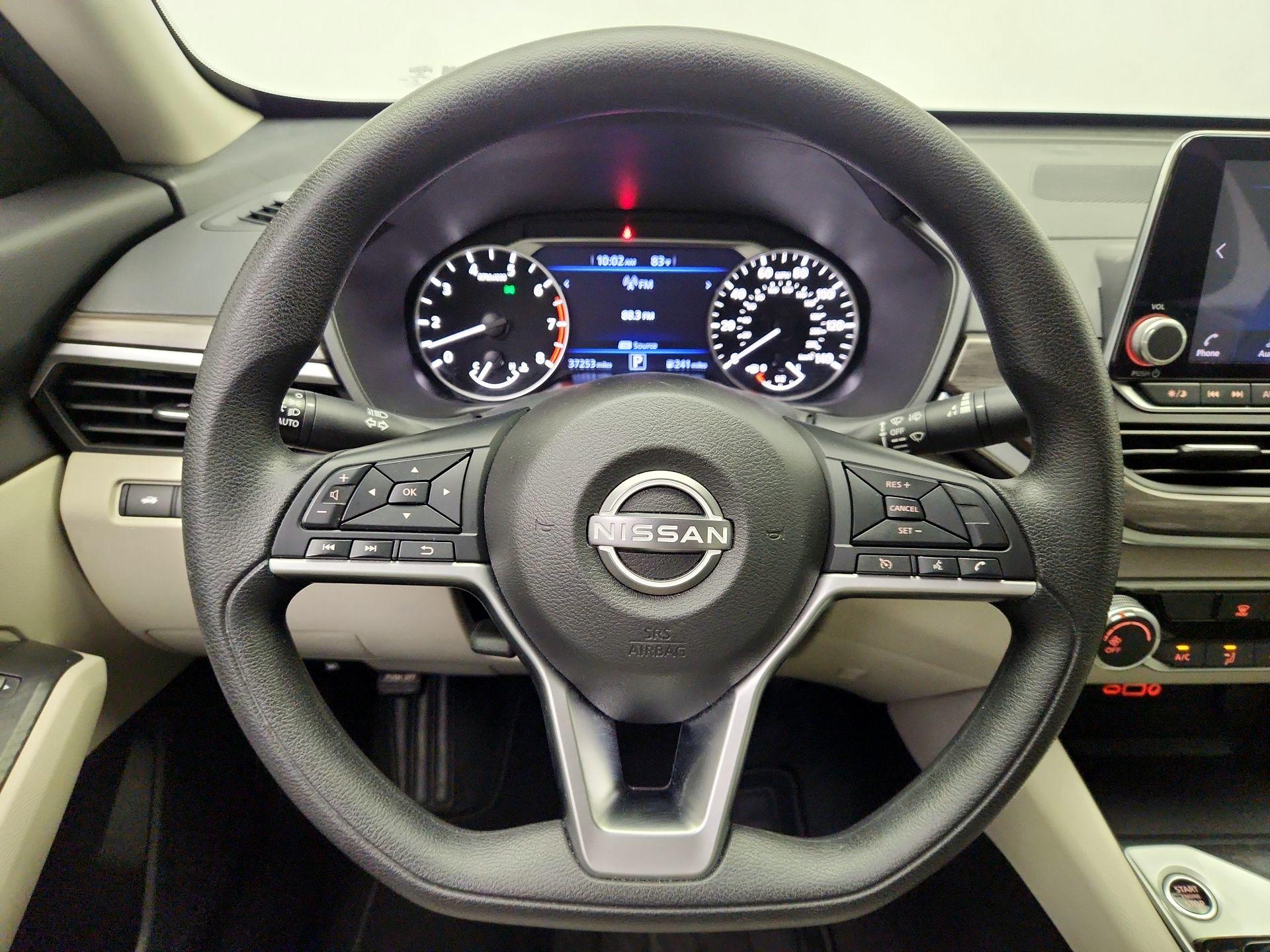 Thumbnail: 2025 Nissan Altima - 10