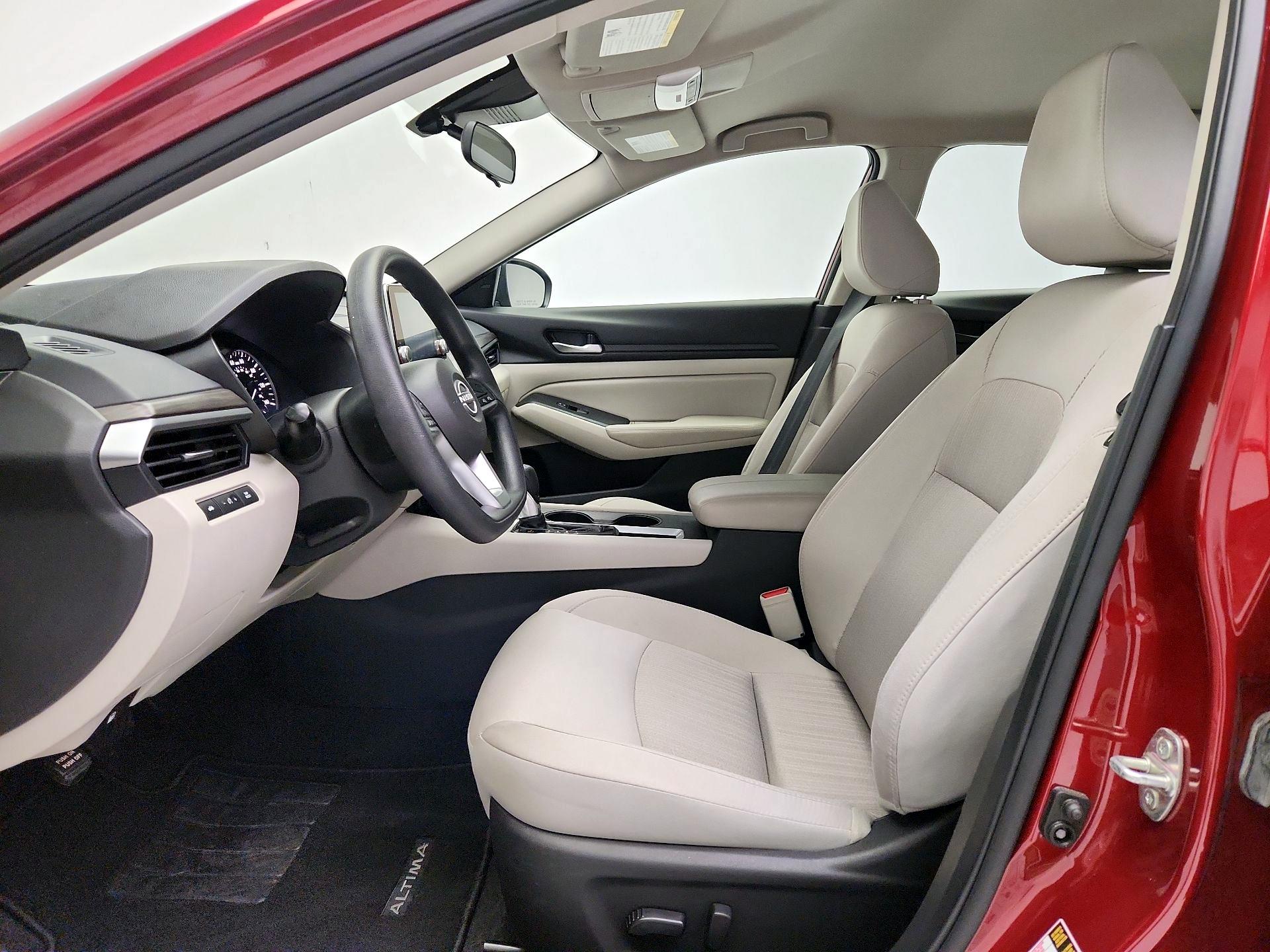 Thumbnail: 2025 Nissan Altima - 11