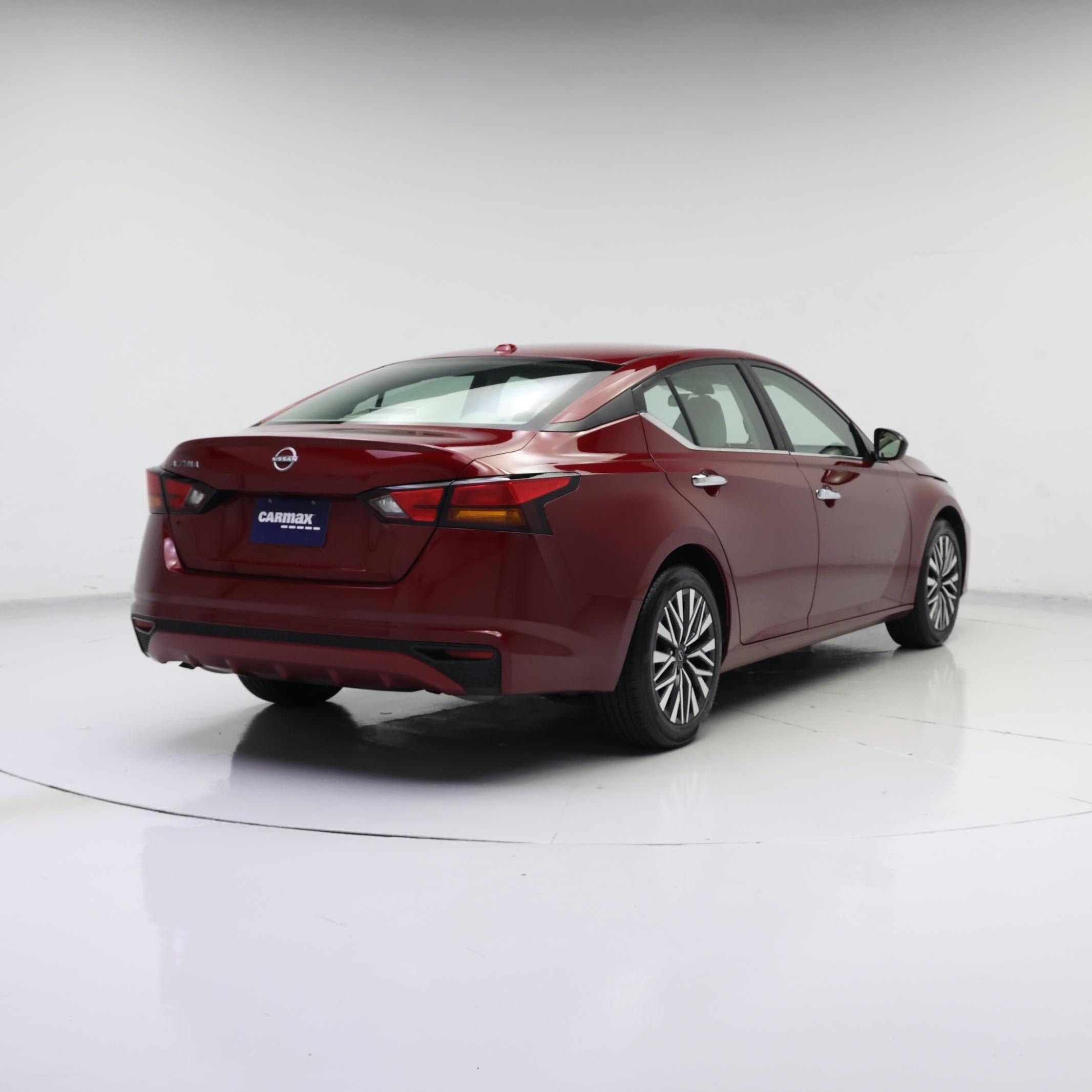 Thumbnail: 2025 Nissan Altima - 8