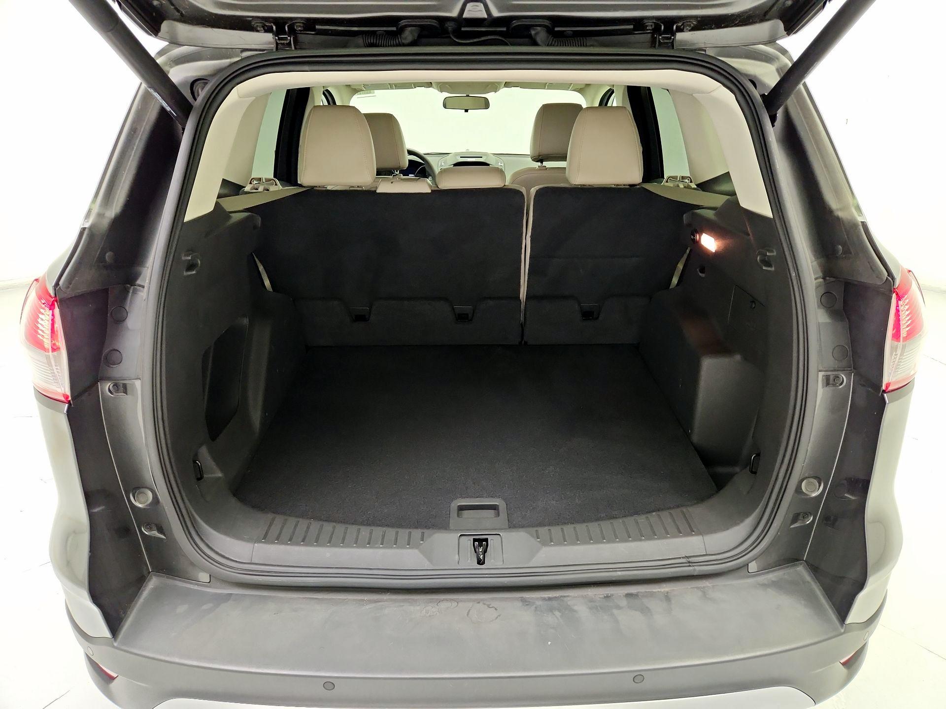 Thumbnail: 2015 Ford Escape - 20