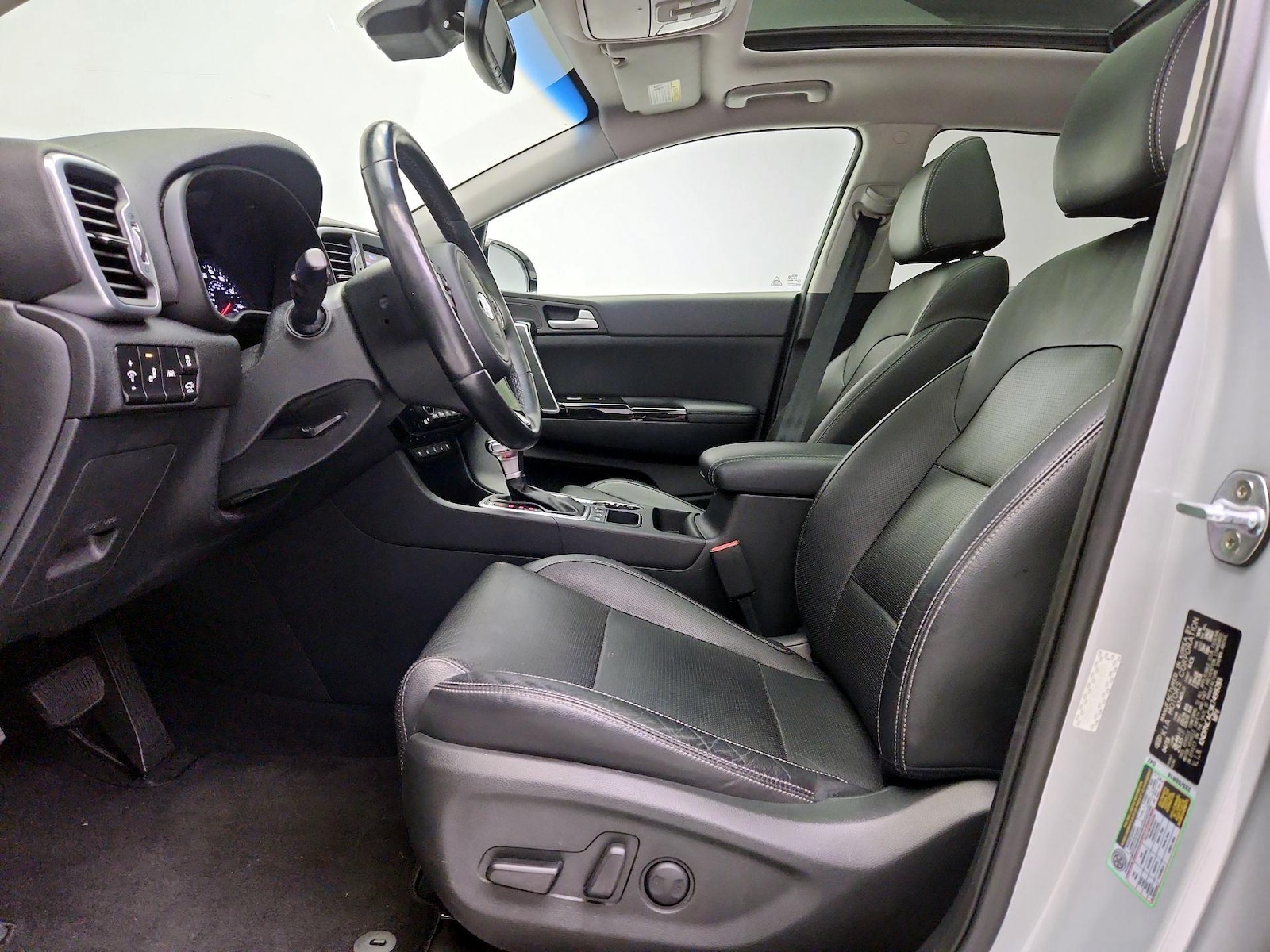 2019 Kia Sportage EX - Photo 12