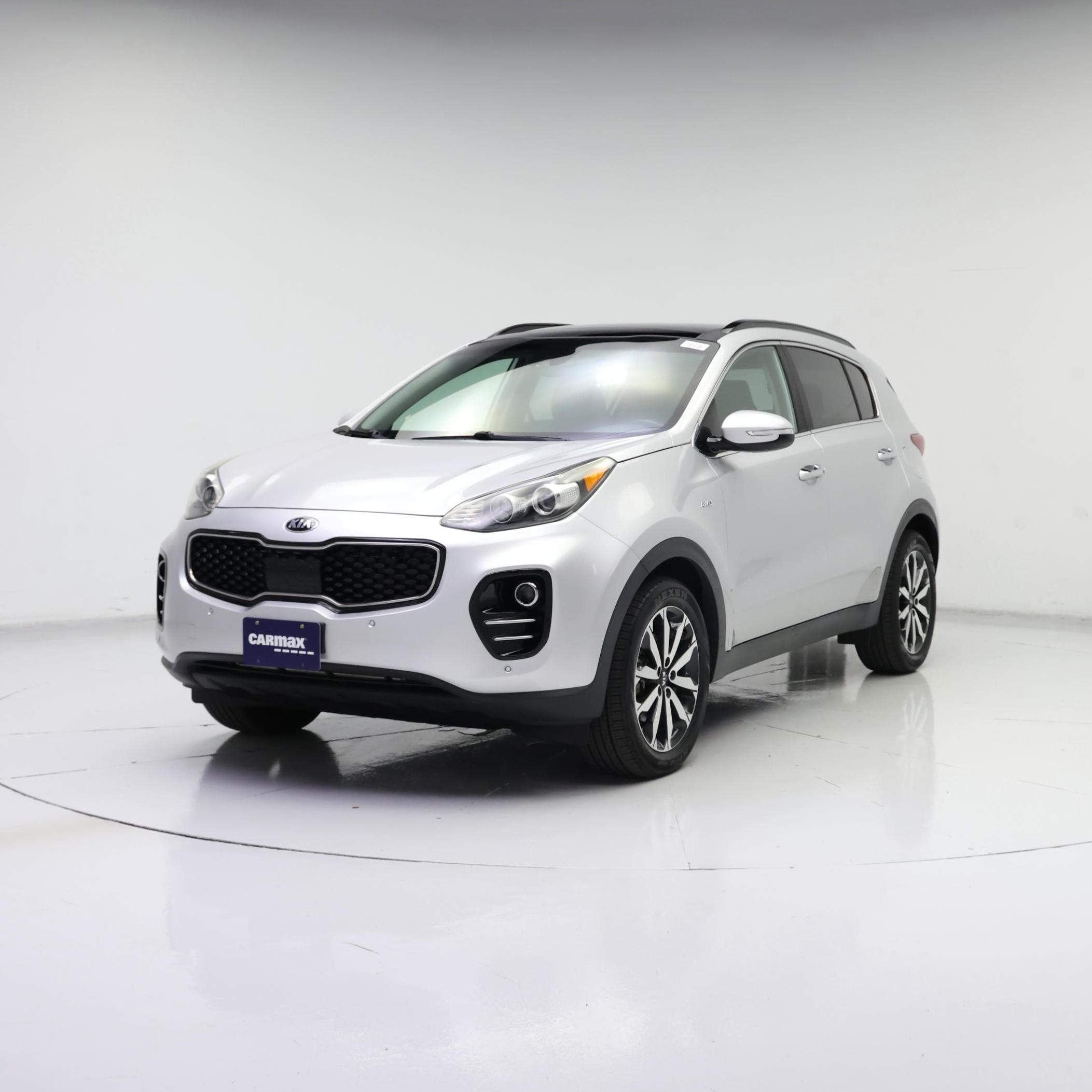 Thumbnail: 2019 Kia Sportage - 4