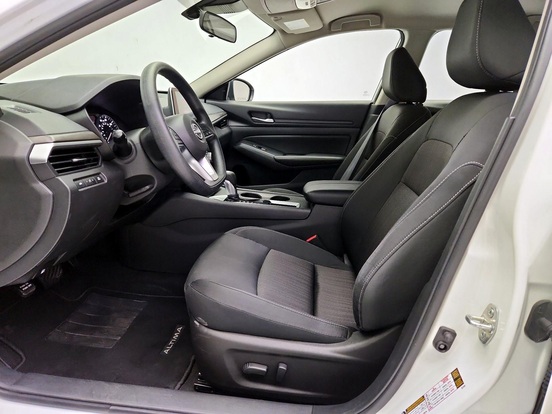 Thumbnail: 2025 Nissan Altima - 11