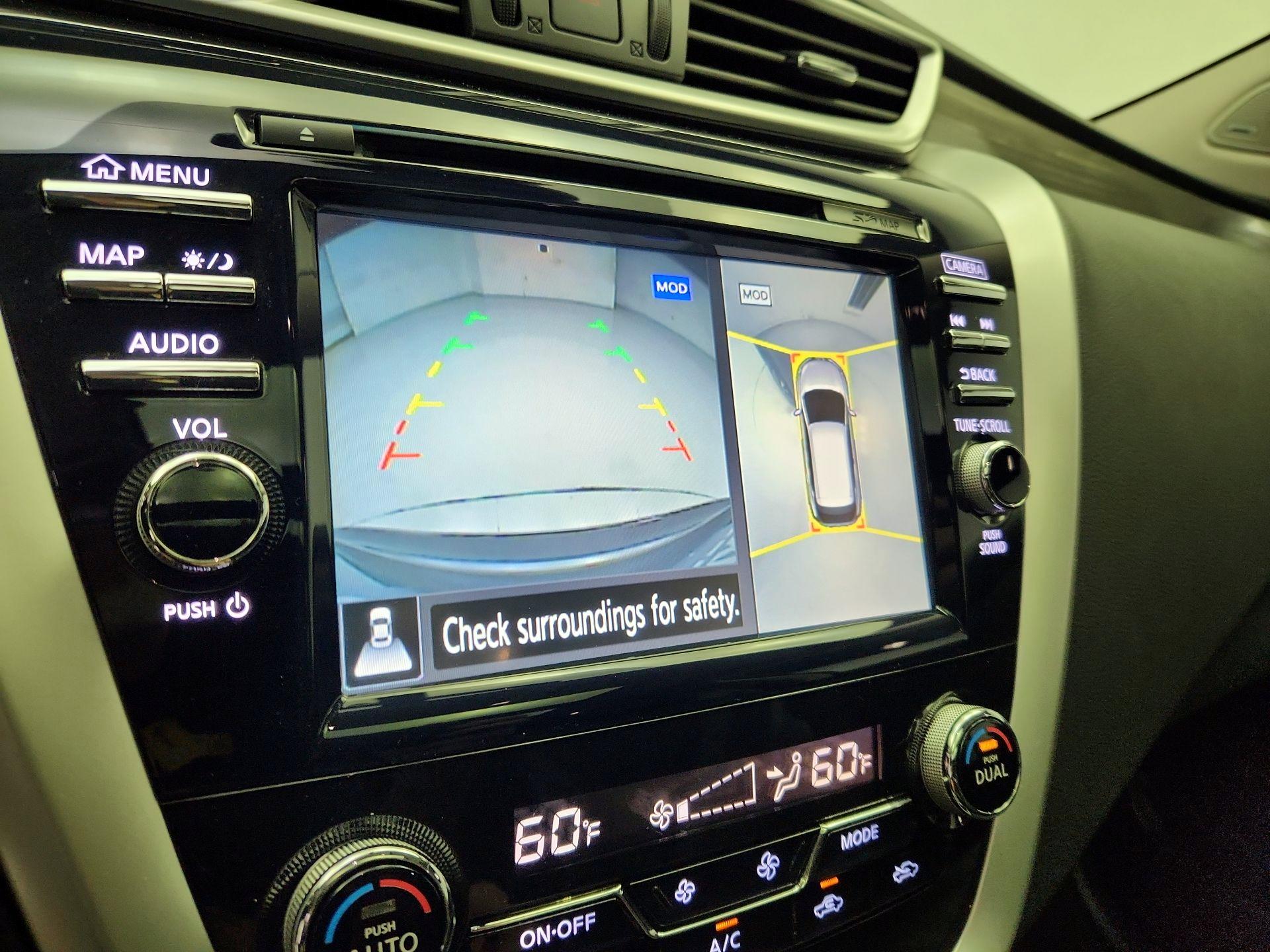 Thumbnail: 2016 Nissan Murano - 15