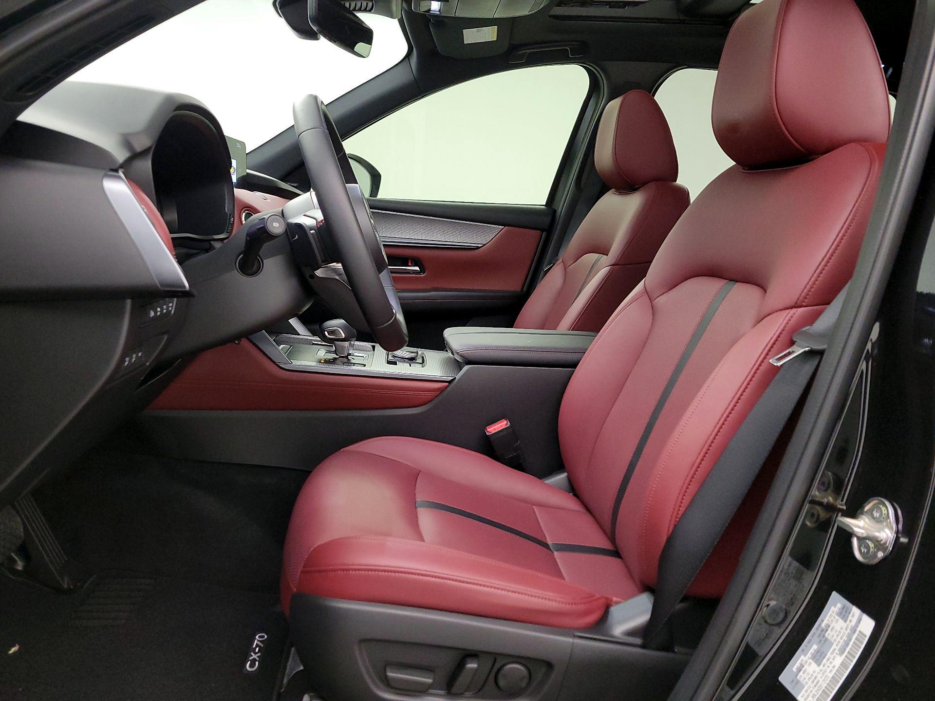 Thumbnail: 2025 Mazda CX-70 - 11