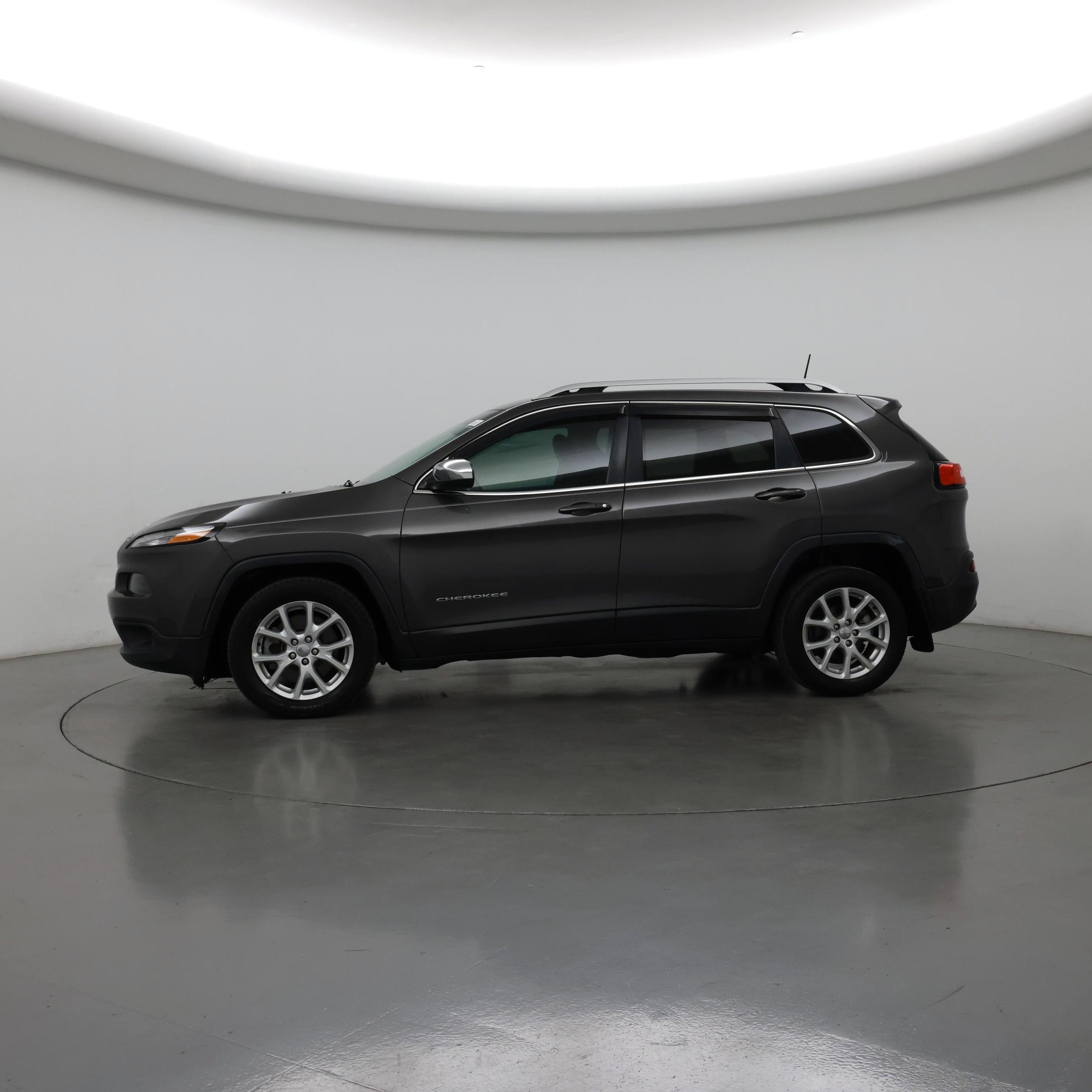 Thumbnail: 2018 Jeep Cherokee - 3