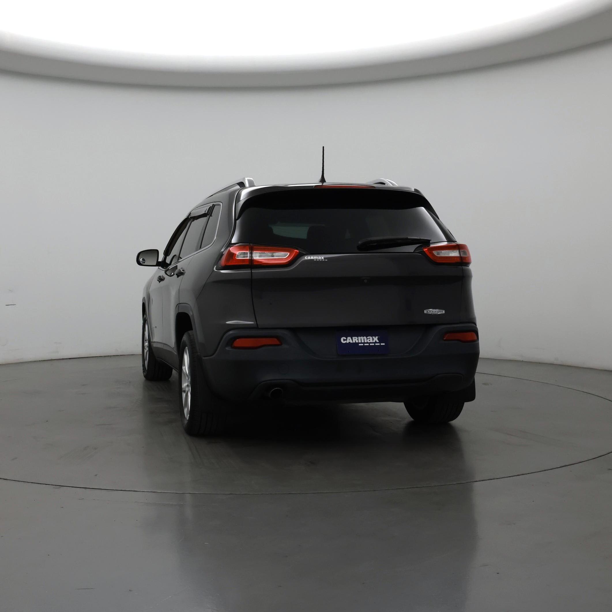 Thumbnail: 2018 Jeep Cherokee - 6