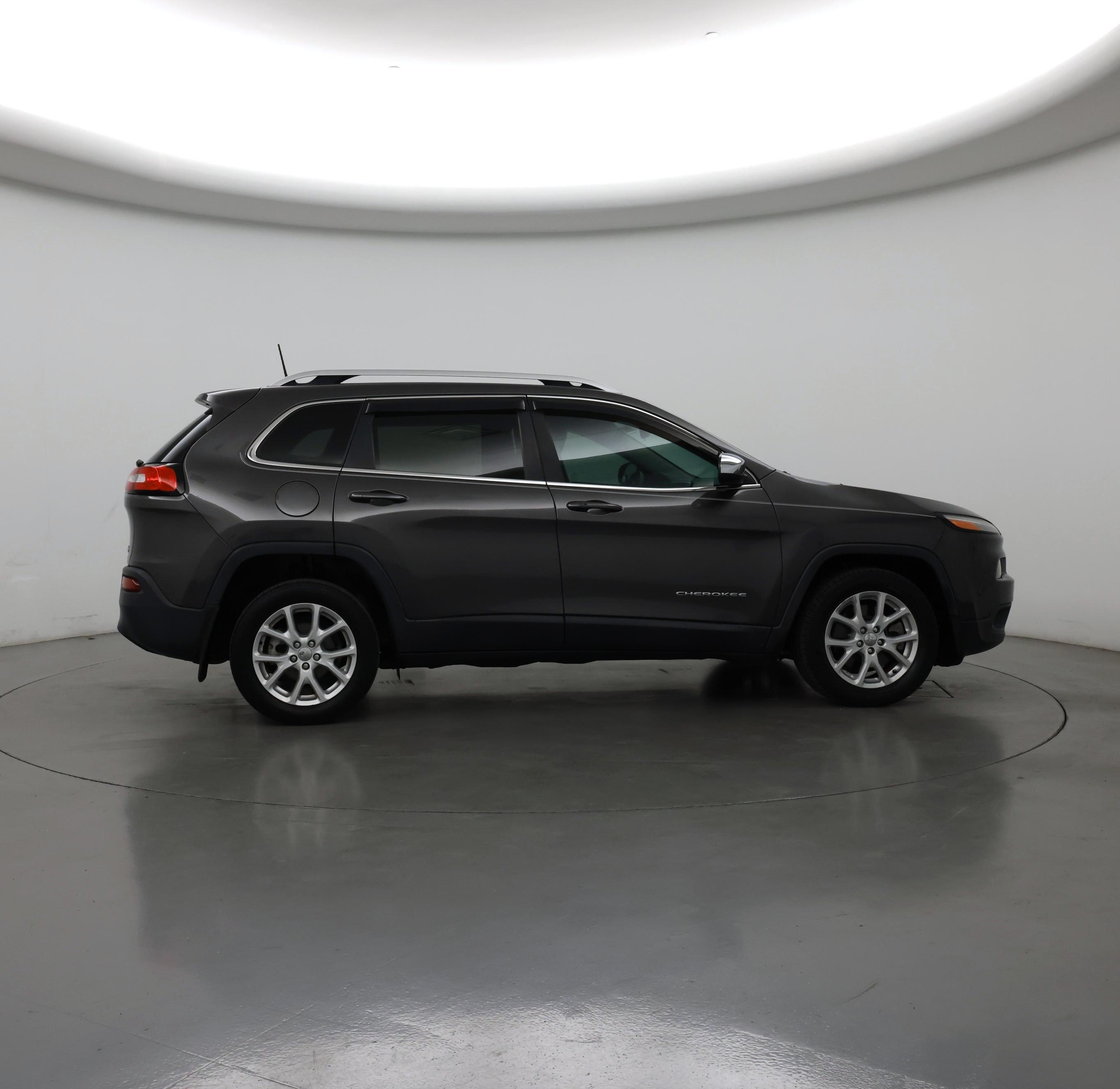 Thumbnail: 2018 Jeep Cherokee - 7