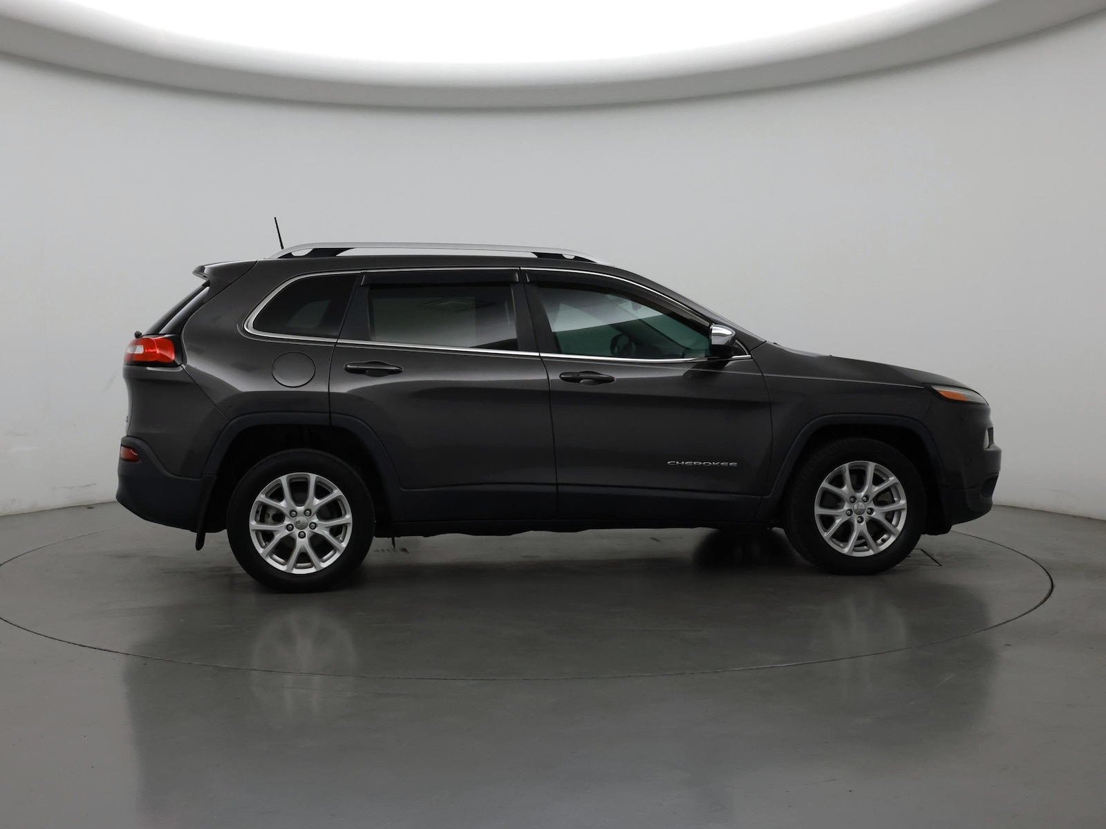 2018 Jeep Cherokee Latitude Plus - Photo 8