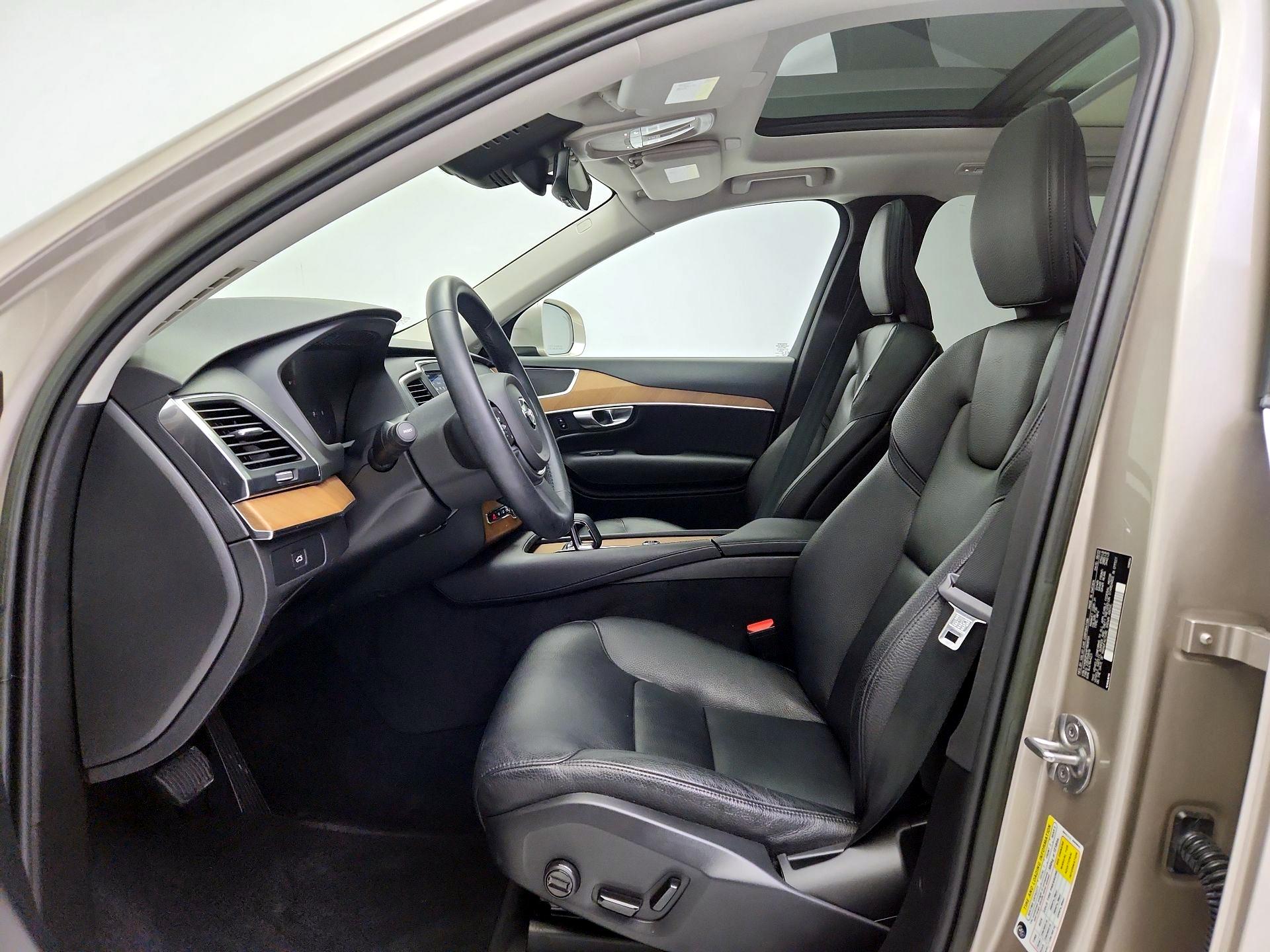 Thumbnail: 2023 Volvo XC90 - 11