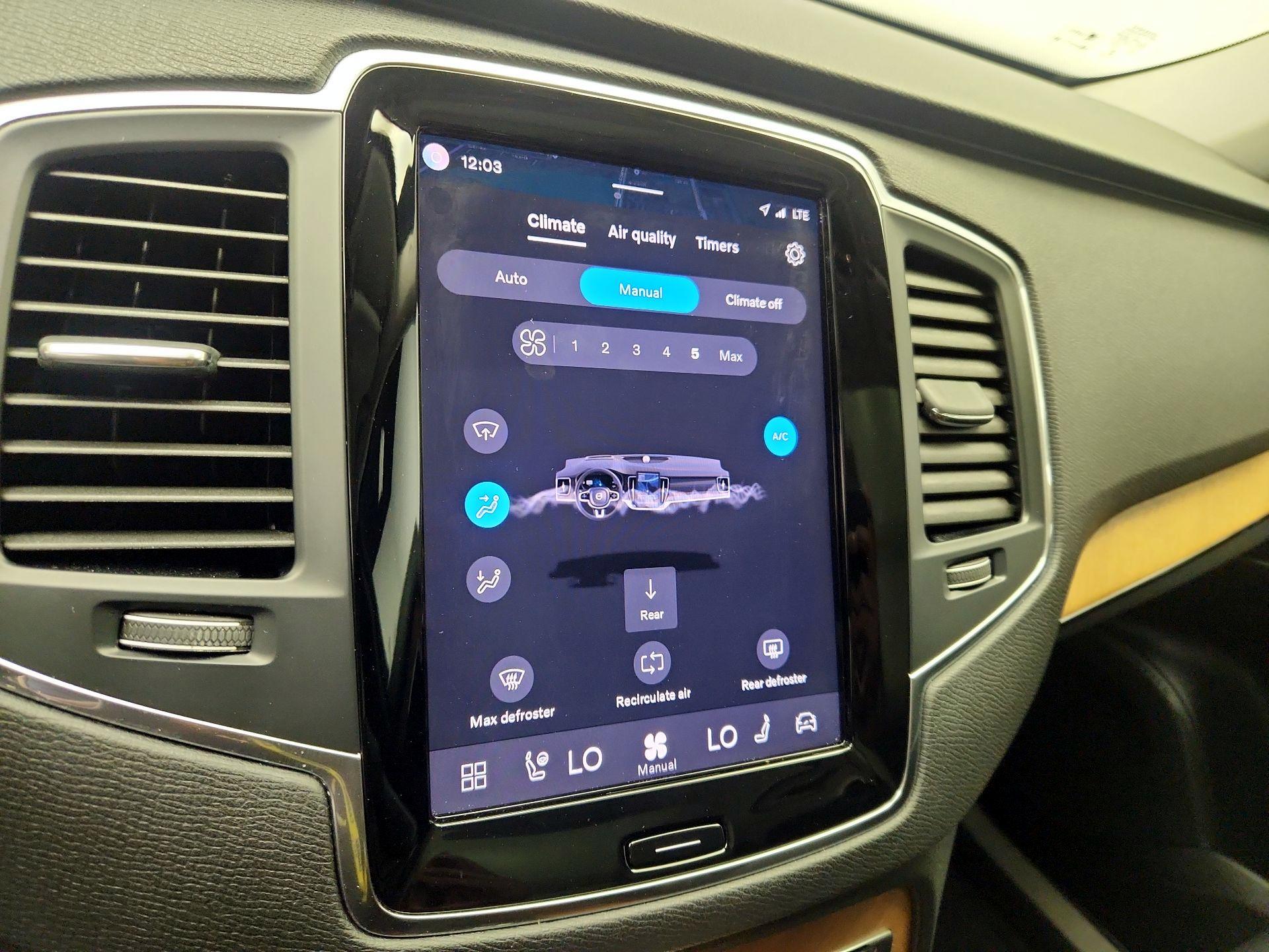 Thumbnail: 2023 Volvo XC90 - 17