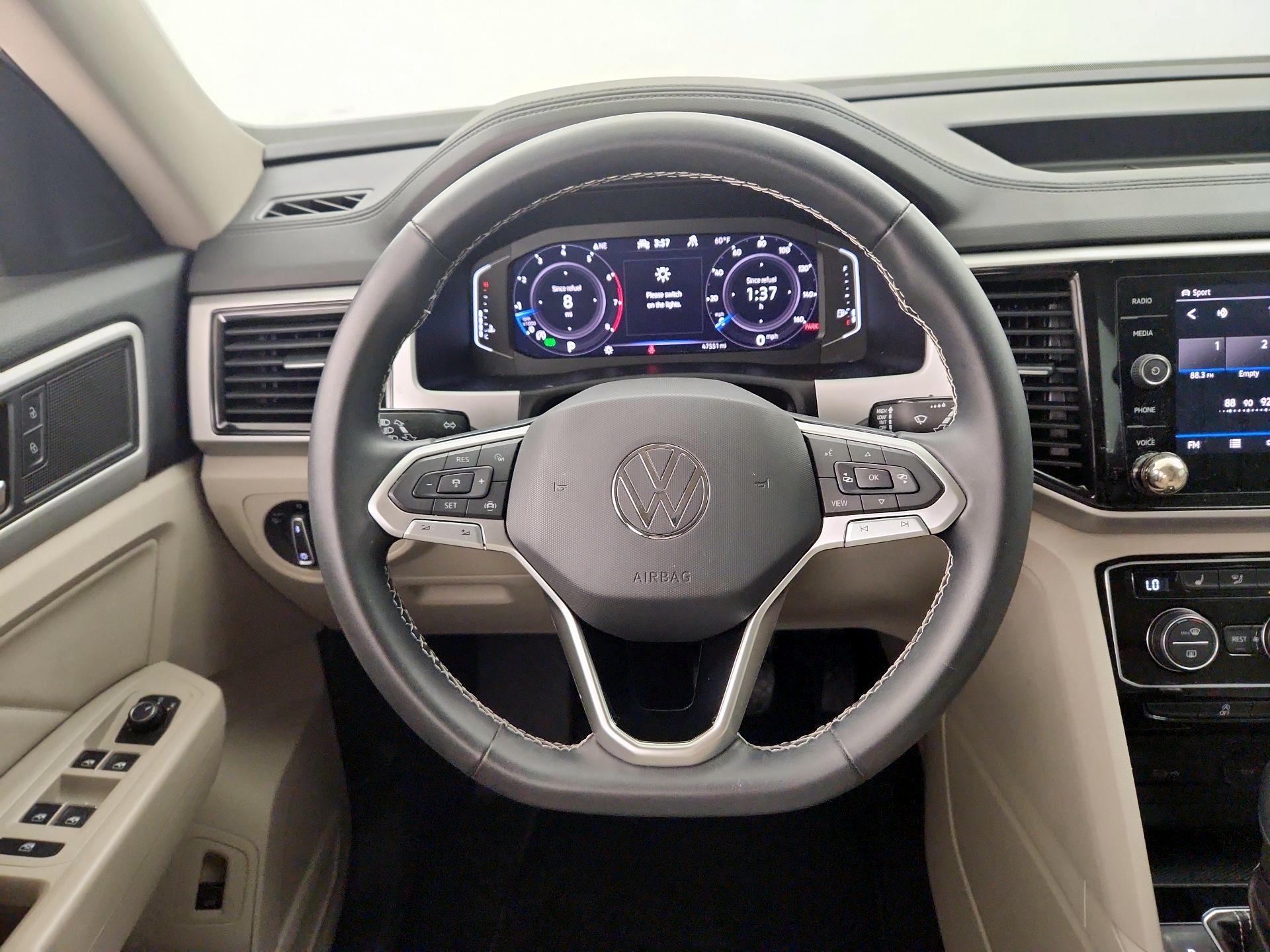 Thumbnail: 2023 Volkswagen Atlas - 10