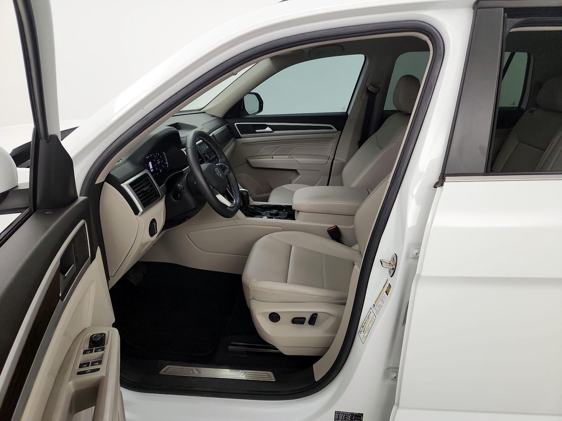 Thumbnail: 2023 Volkswagen Atlas - 11