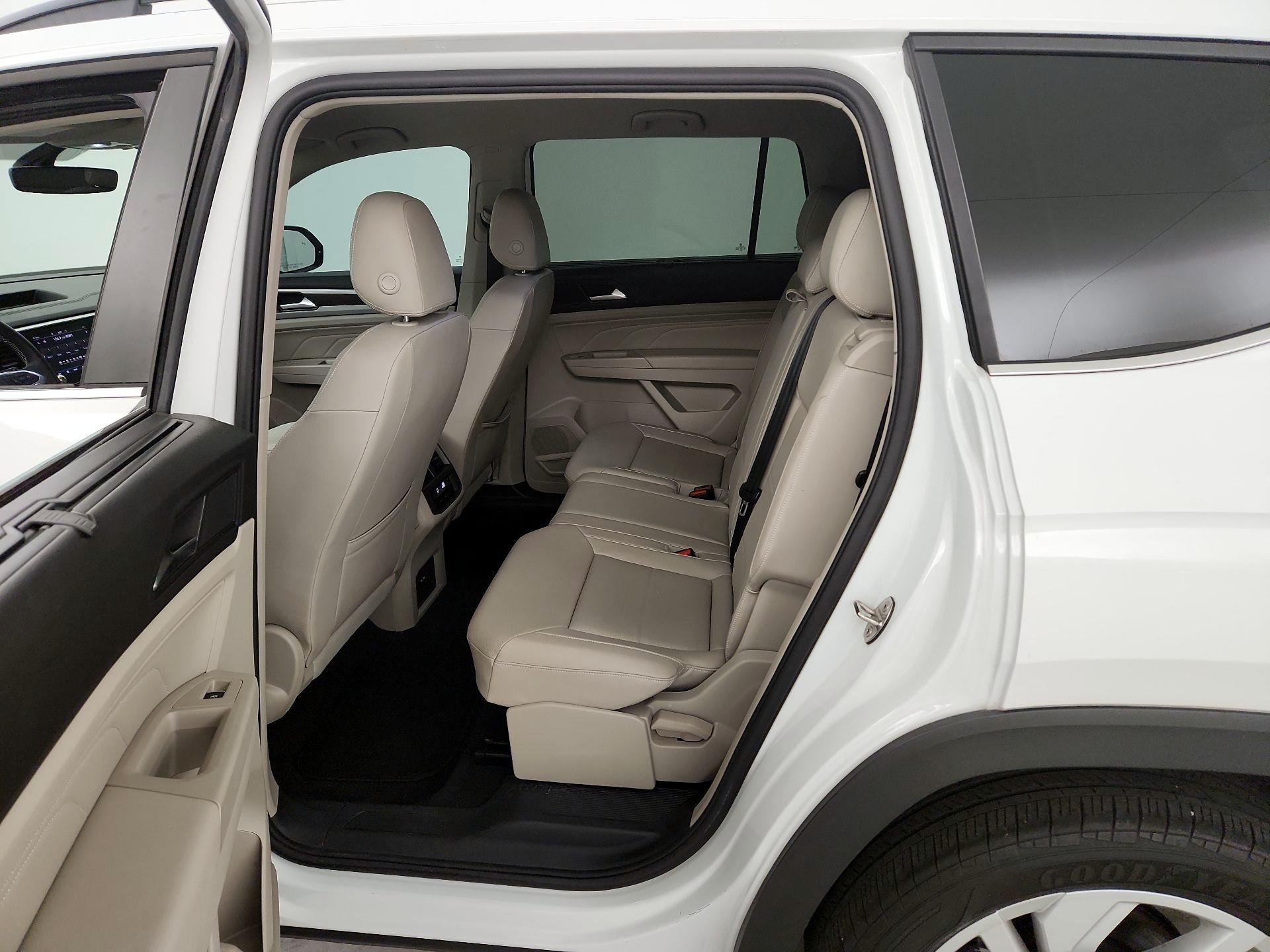 Thumbnail: 2023 Volkswagen Atlas - 19