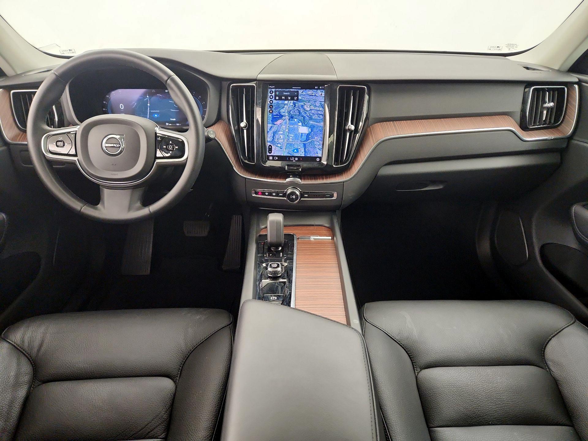Thumbnail: 2023 Volvo XC60 - 9