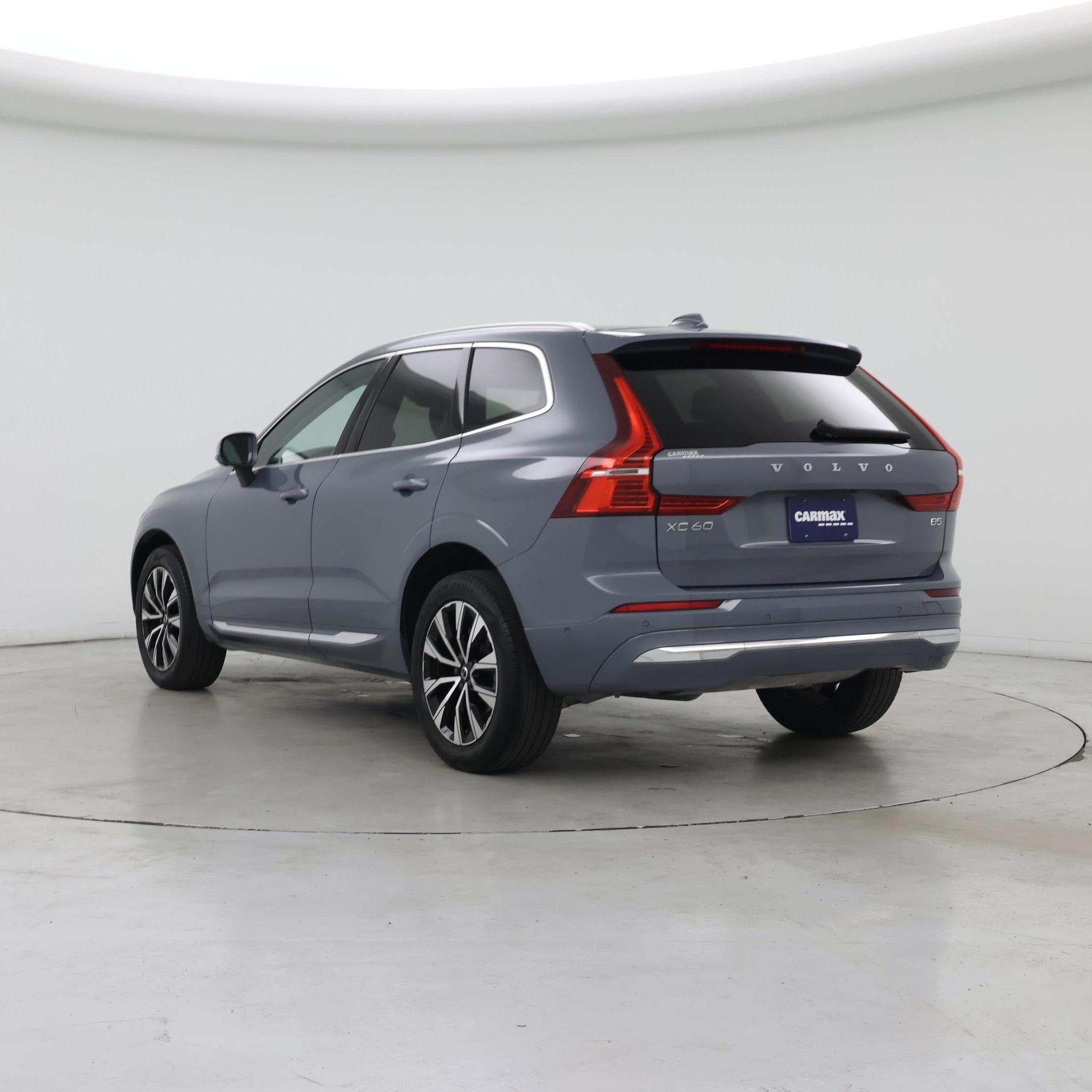 Thumbnail: 2023 Volvo XC60 - 2