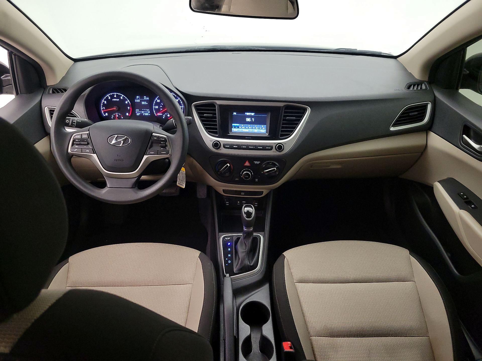 Thumbnail: 2022 Hyundai Accent - 9