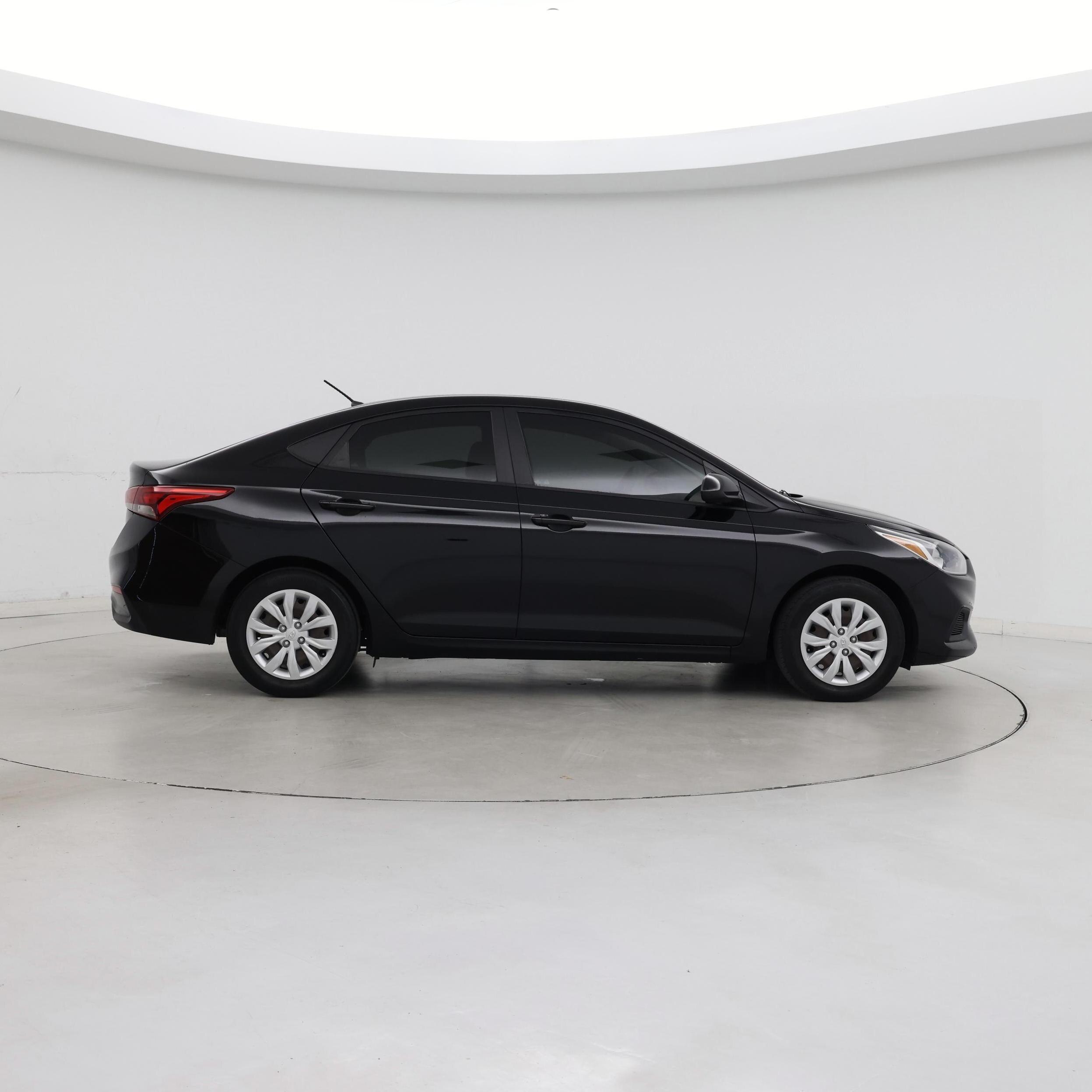 Thumbnail: 2022 Hyundai Accent - 7