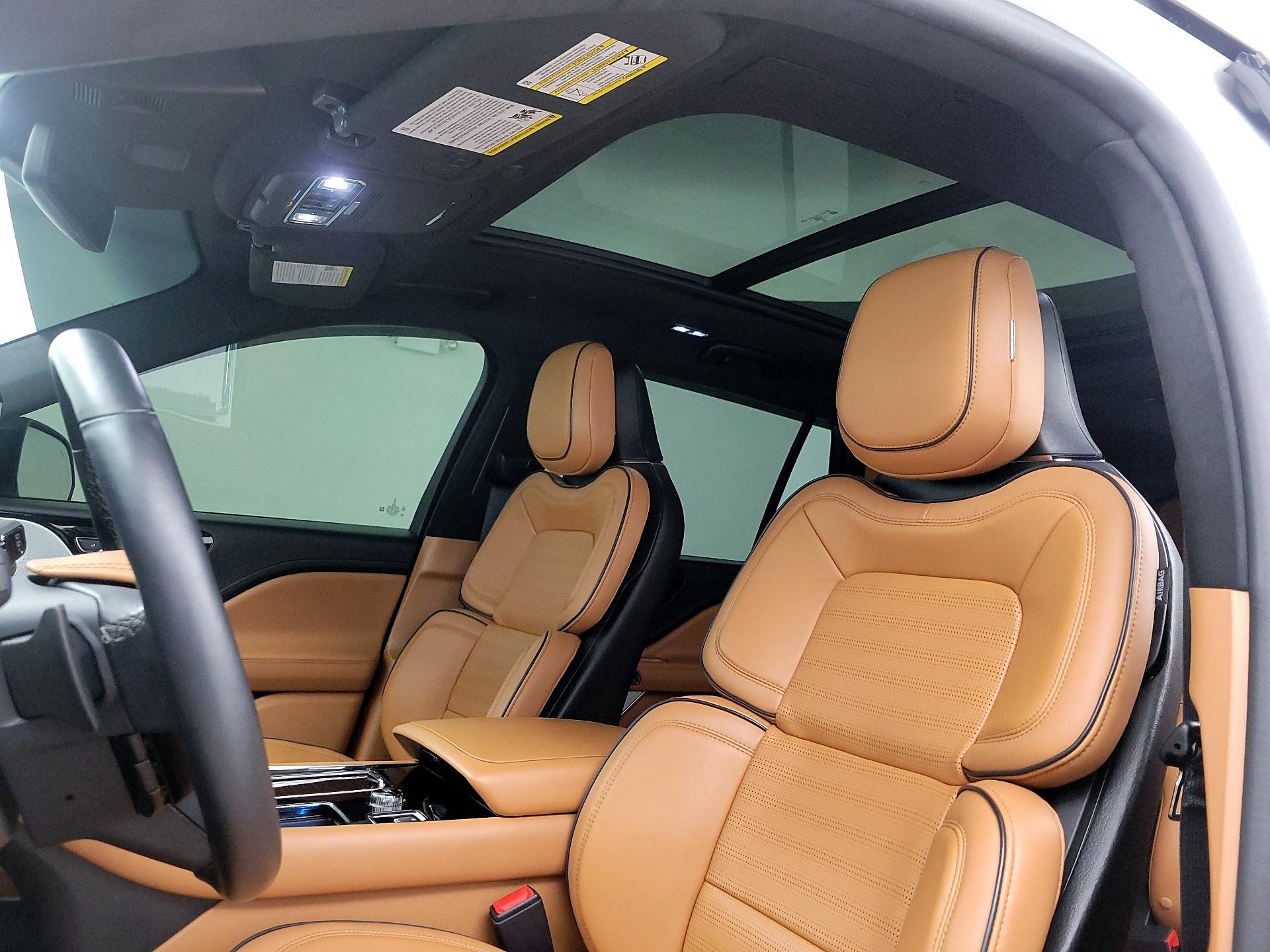Thumbnail: 2025 Lincoln Aviator - 18