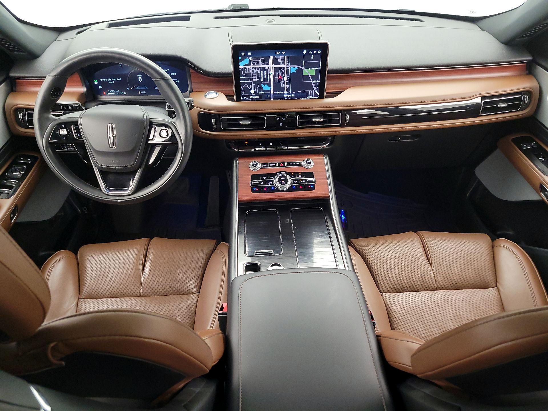Thumbnail: 2023 Lincoln Aviator - 9