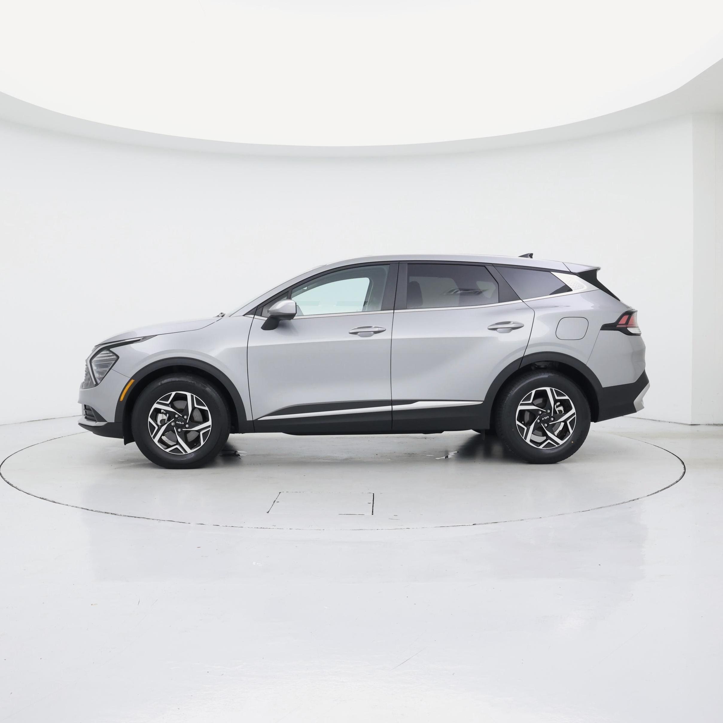 Thumbnail: 2025 Kia Sportage - 3