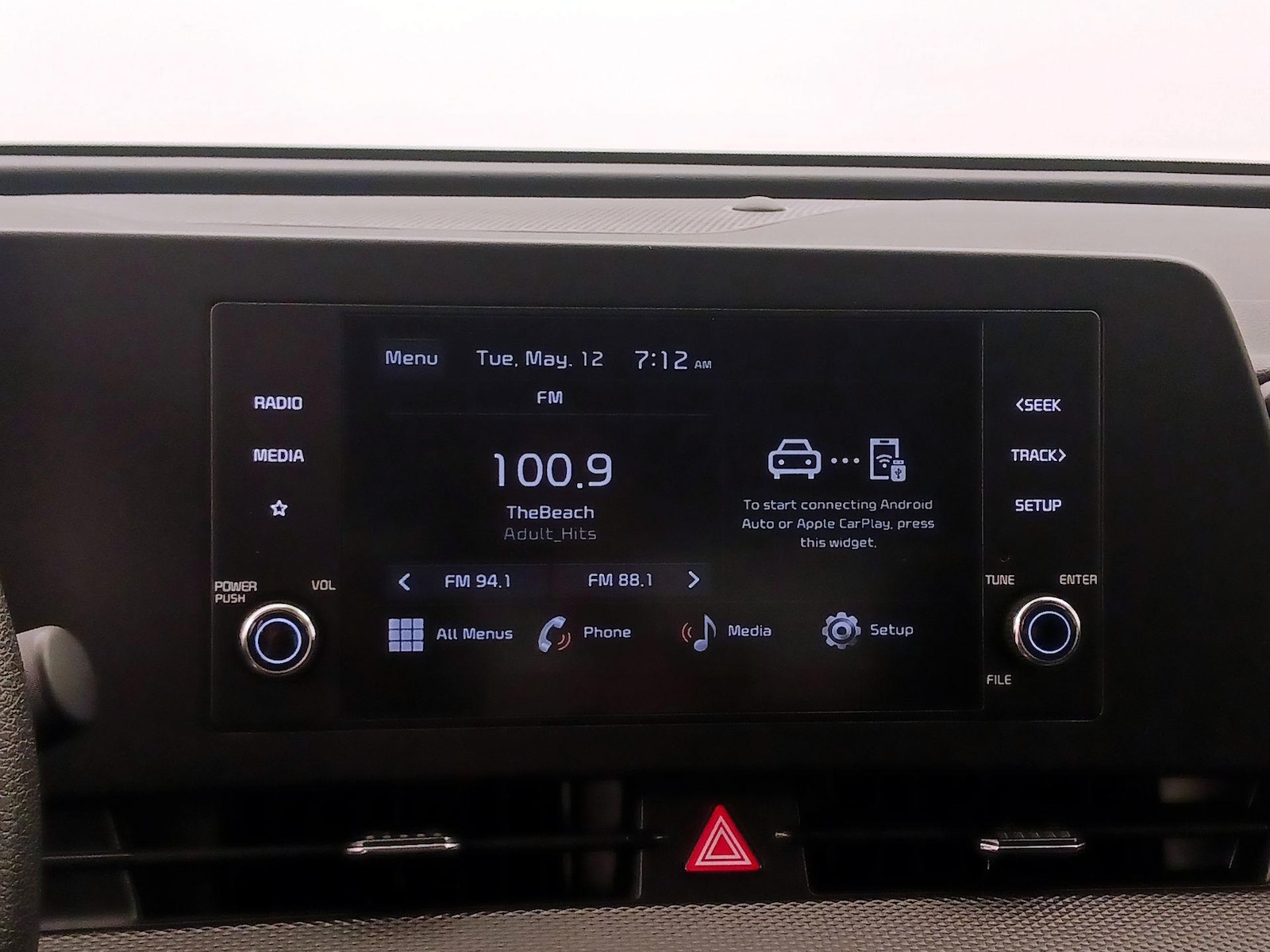 2025 Kia Sportage LX - Photo 16