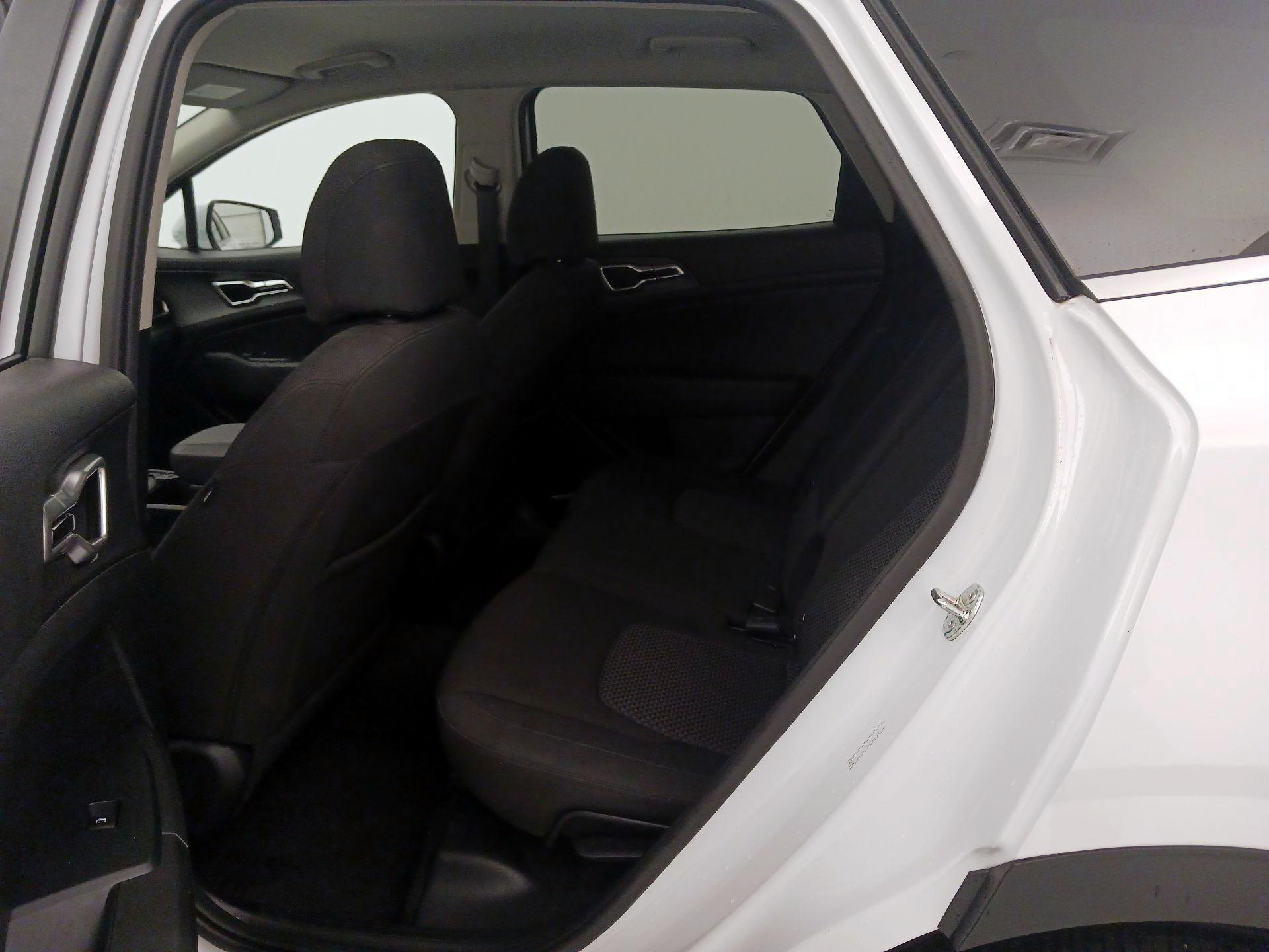 Thumbnail: 2025 Kia Sportage - 19